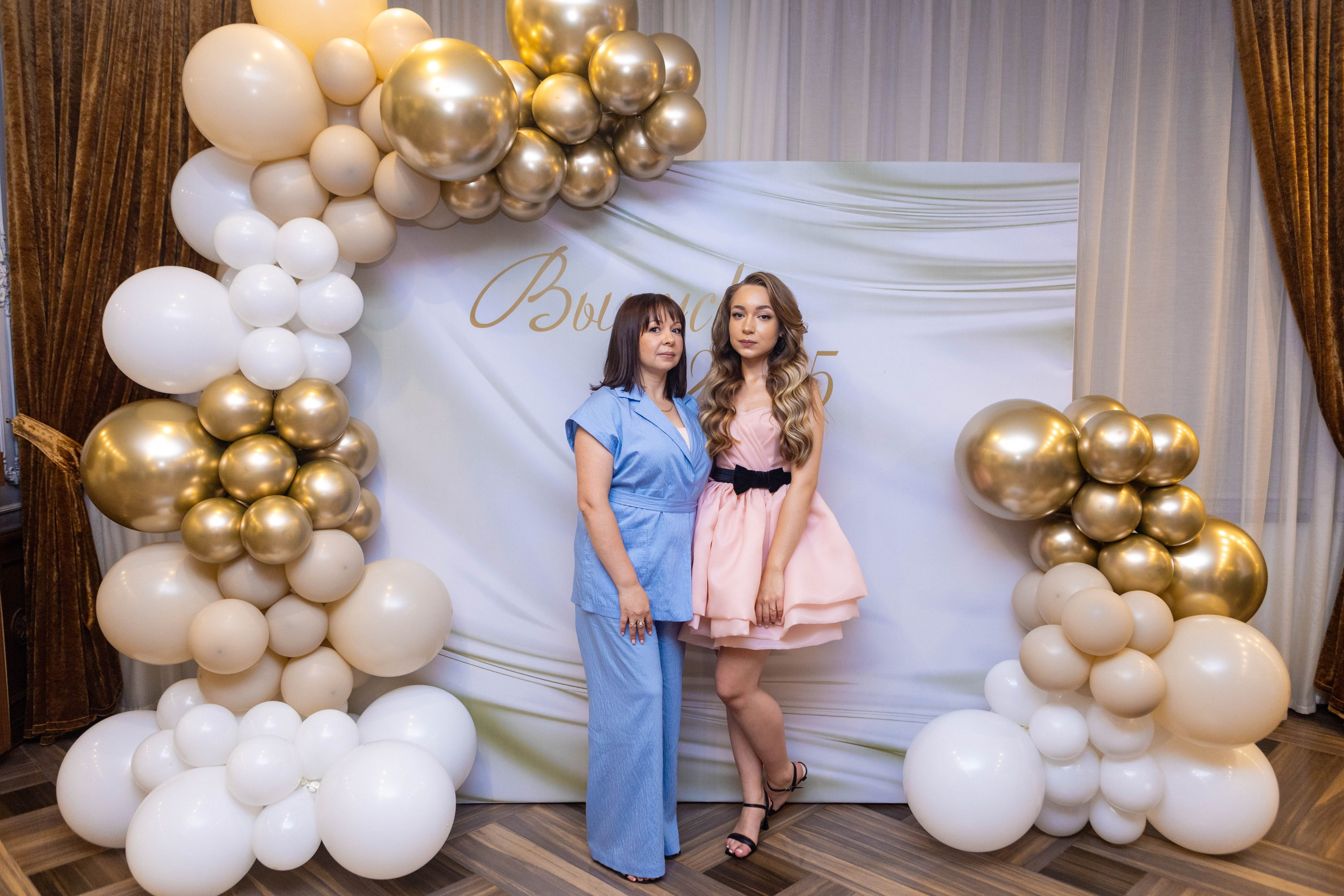 Выпускной 11а в Брудершафте 2025 г. Свадебный и предметный фотограф Ренат Каламперов