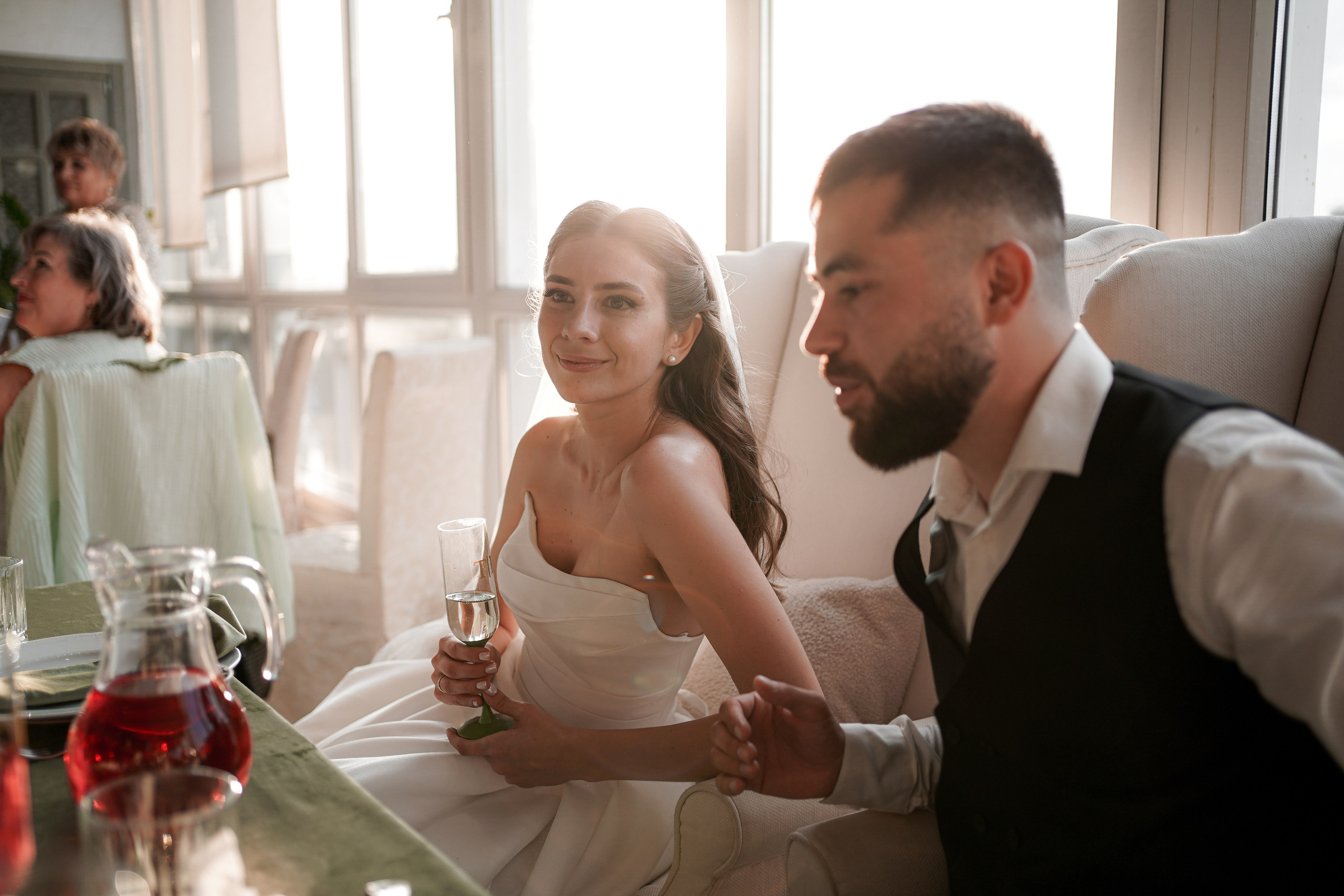 Банкет в ресторане «Европа». Свадебный фотограф в Ростове-на-Дону. Таинство Крещения и Венчания, семейные фотосессии. Алёна Чёботова