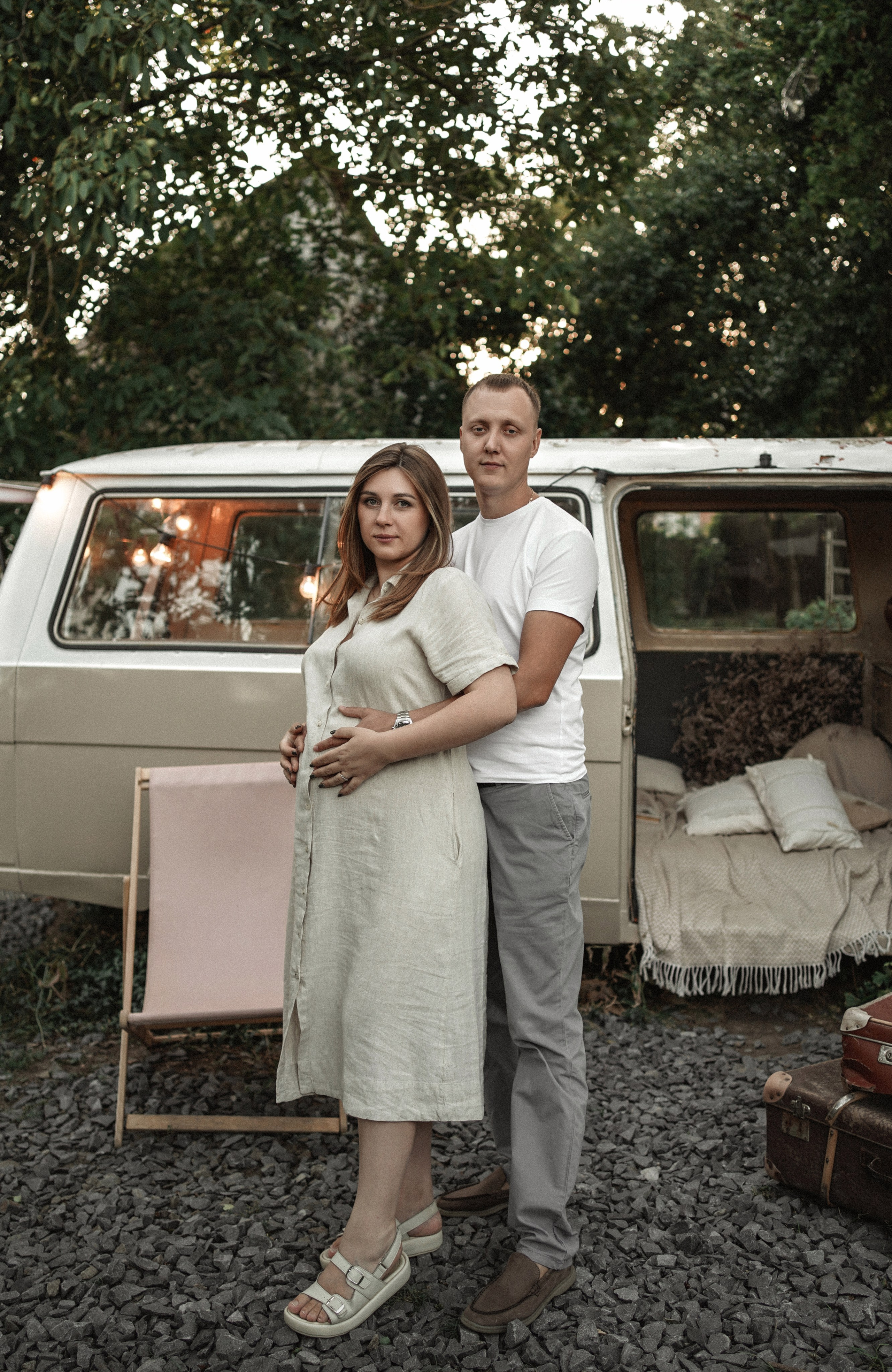 Семья в фотостудии на пруду. Свадебный фотограф в Ростове-на-Дону. Таинство Крещения и Венчания, семейные фотосессии. Алёна Чёботова