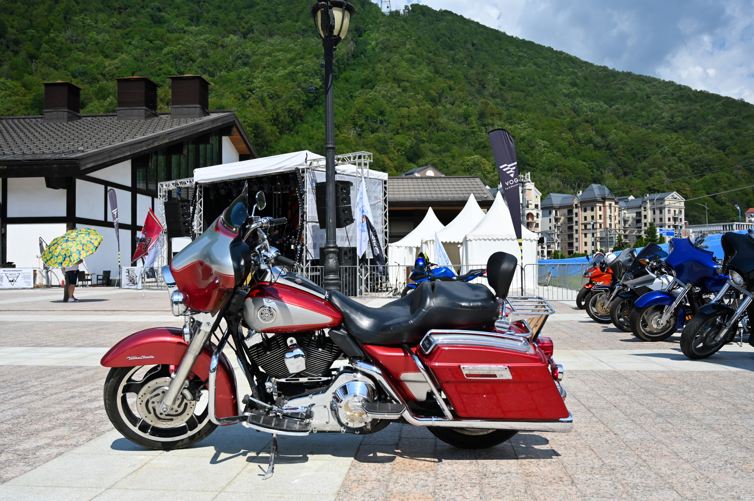 11- ый Ежегодный Байк Фестиваль " Медвежья МОТО ПОЛЯНА». Фотографирую счастливых людей в Сочи