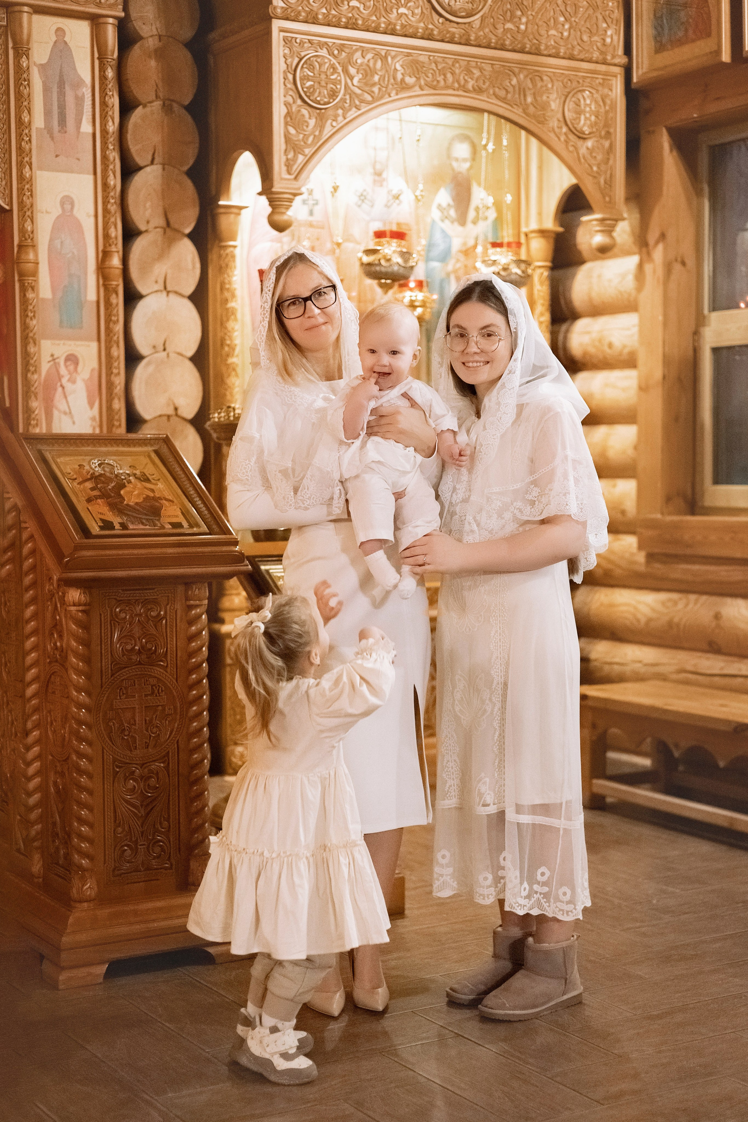 Художественная съемка Таинства крещения в Пятигорске. Фотограф на крещение Пятигорск. фотограф Таинств Крестины Анна: 8(928)307-37-21