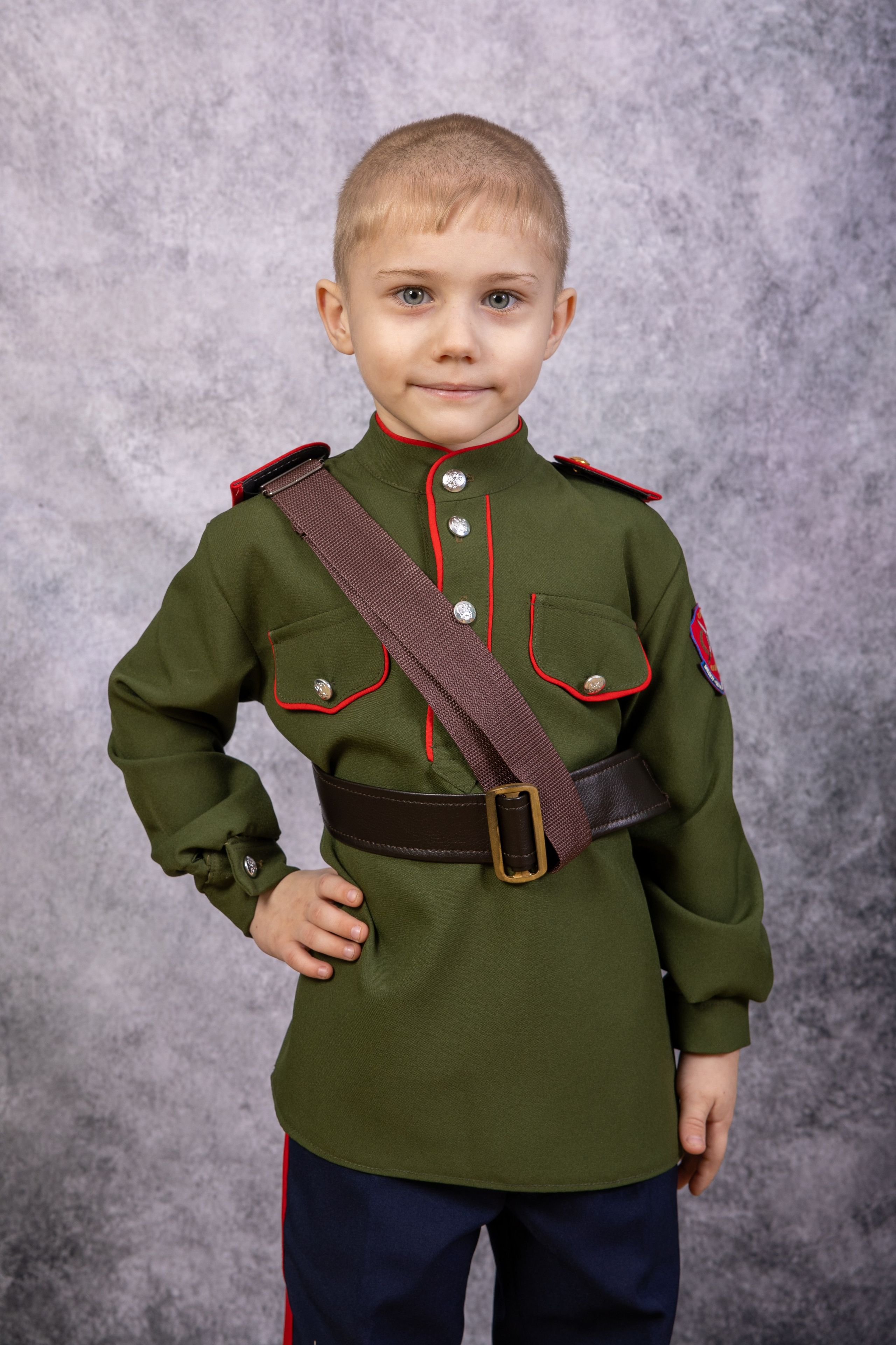 Фоны для фотосессий. Выпускные альбомы на заказ Нягань (фотокнигиназаказнягань)