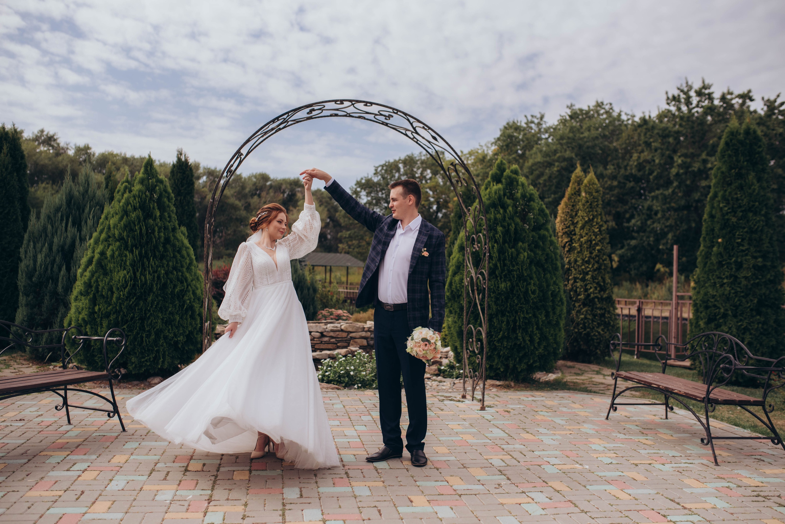 Саша +Лиза. Главная