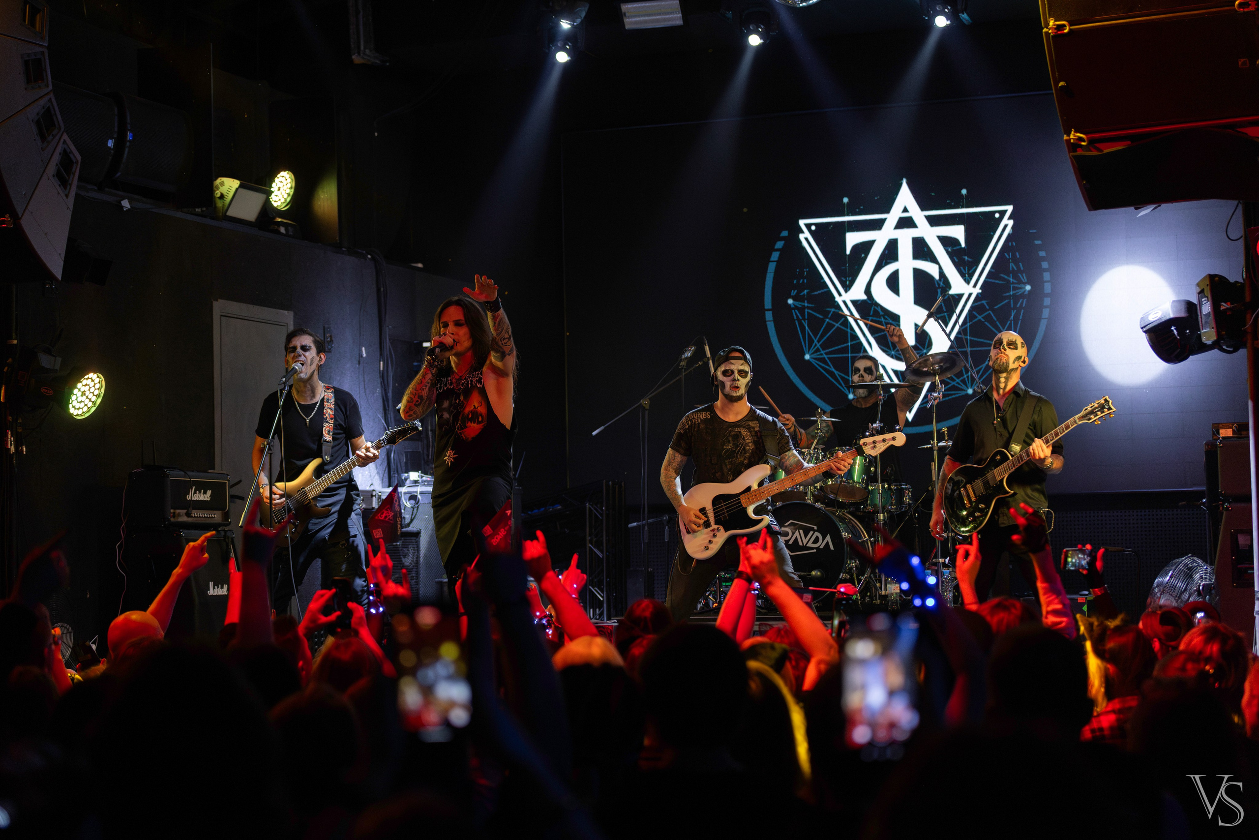 Above the stars. Проклятие Мамбо. Фотограф Виктор Степанов