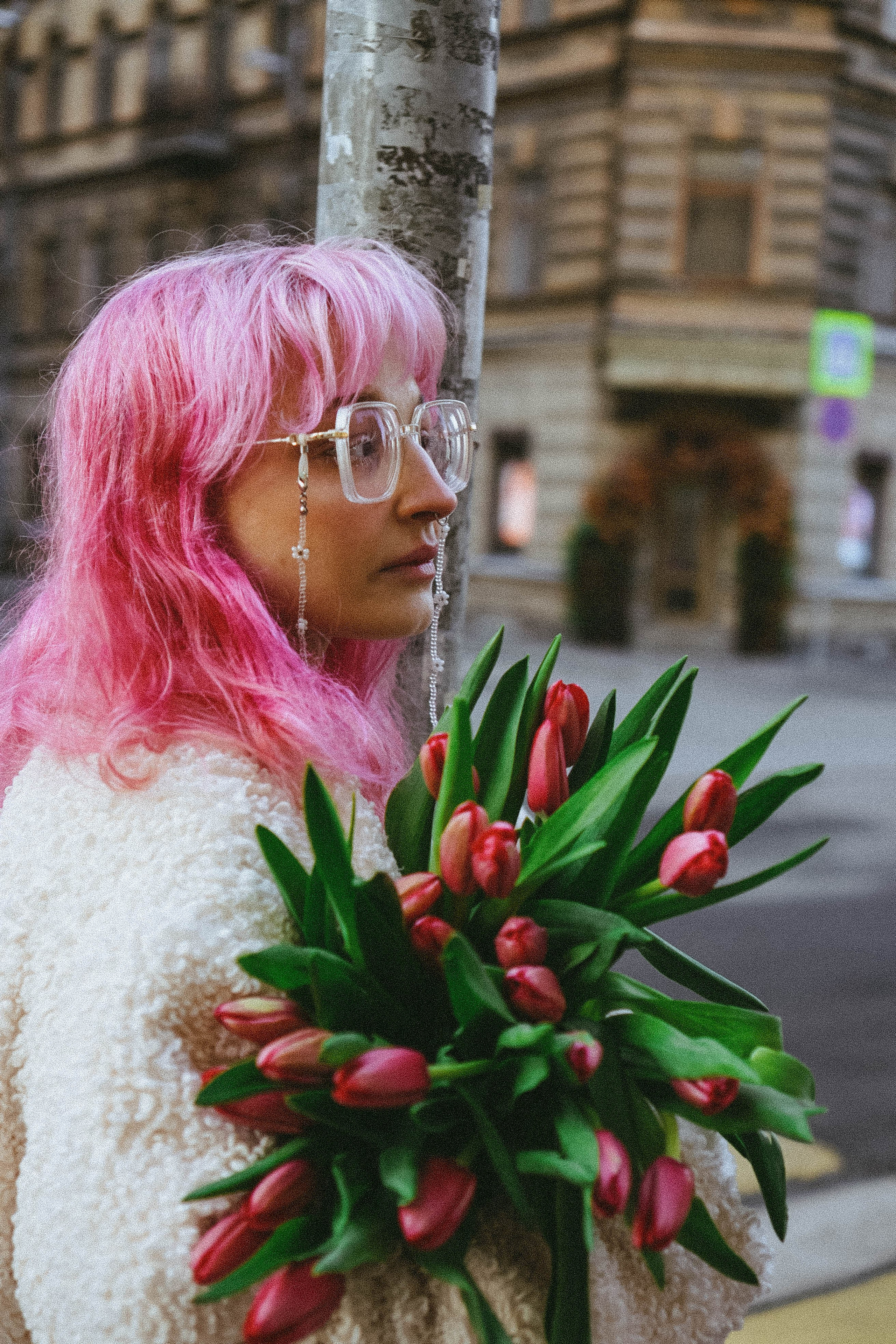 Прогулочная фотосессия с тюльпанами. Профессиональный фотограф, Санкт-Петербург — Виктория Богомолова