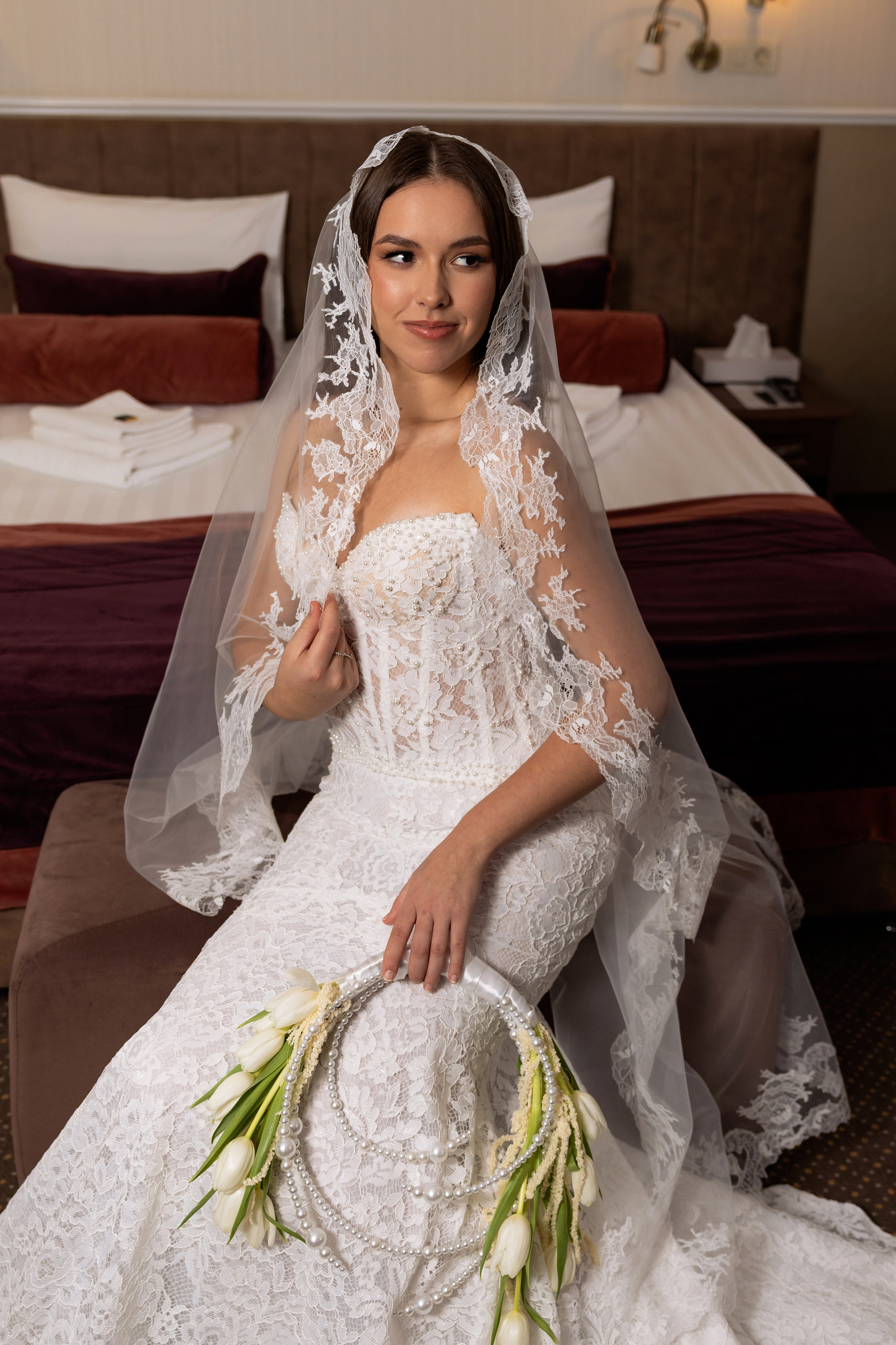 Локация отель Бианки модель Ирина. Свадебный и семейный фотограф Татьяна Ласкина в Великом Новгороде