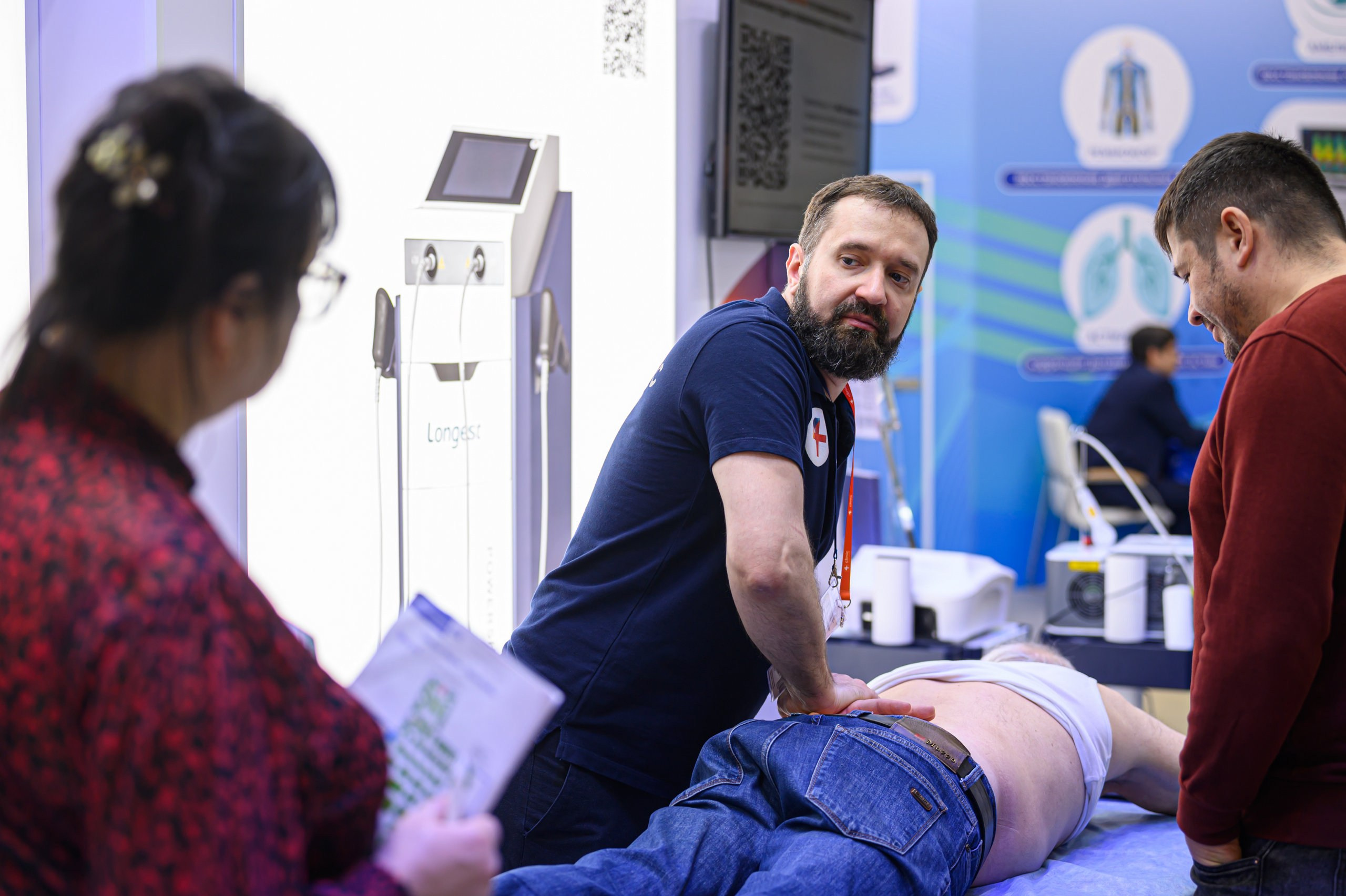 Выставки и конференции. Дмитрий Юн