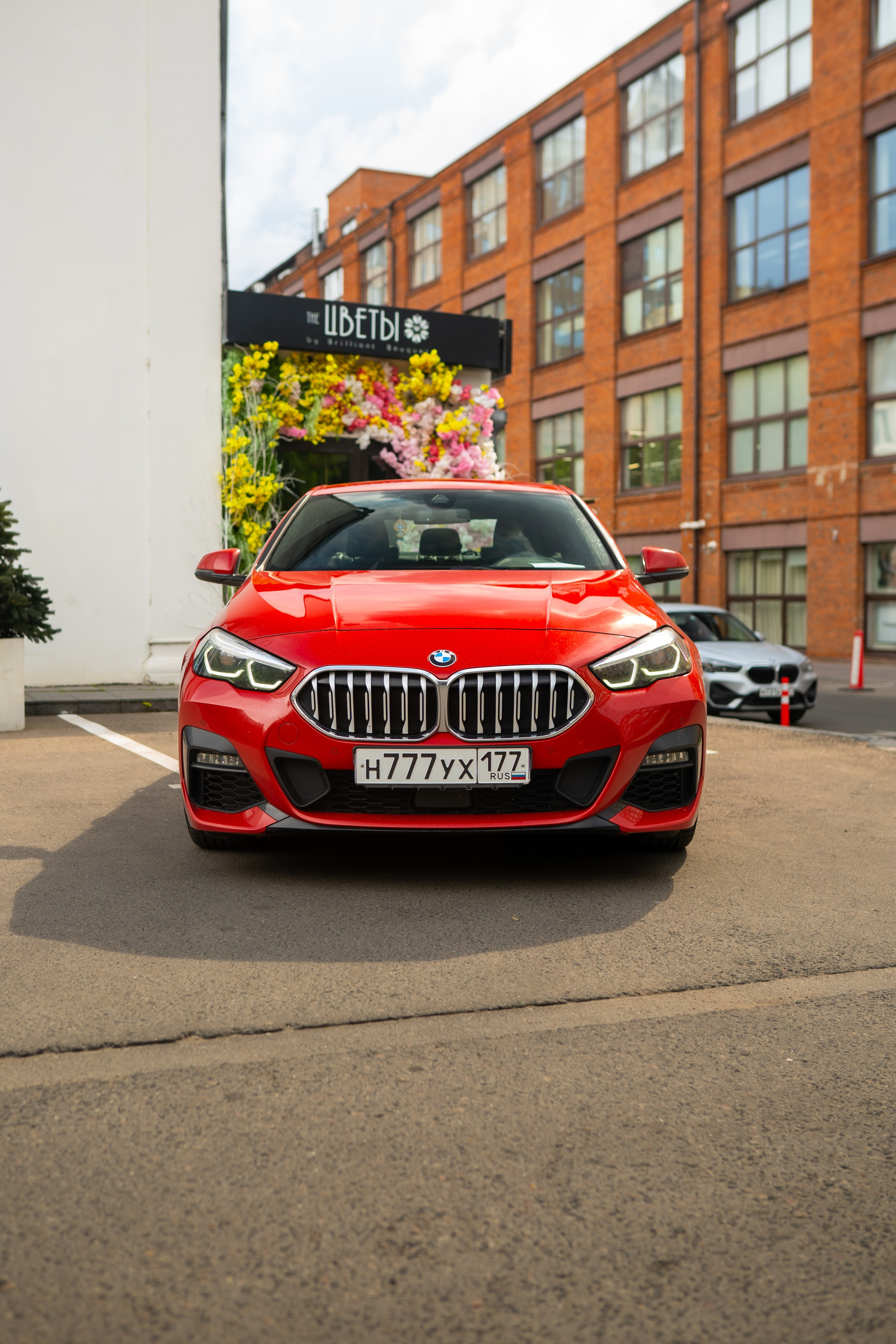 BMW 2-series. Mirllaev