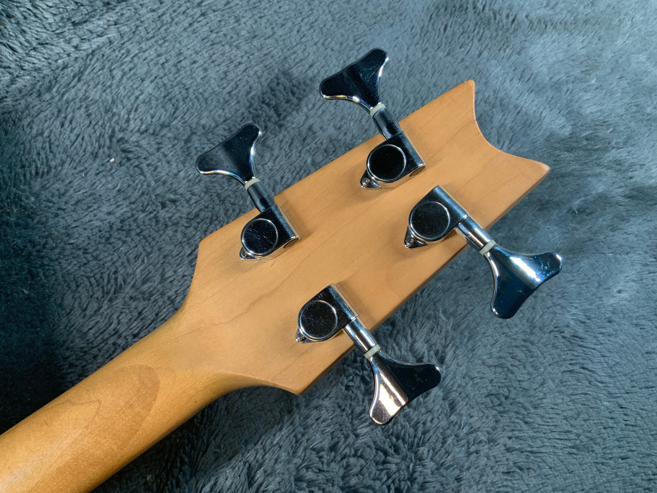 Vintage Bass Korea 90's