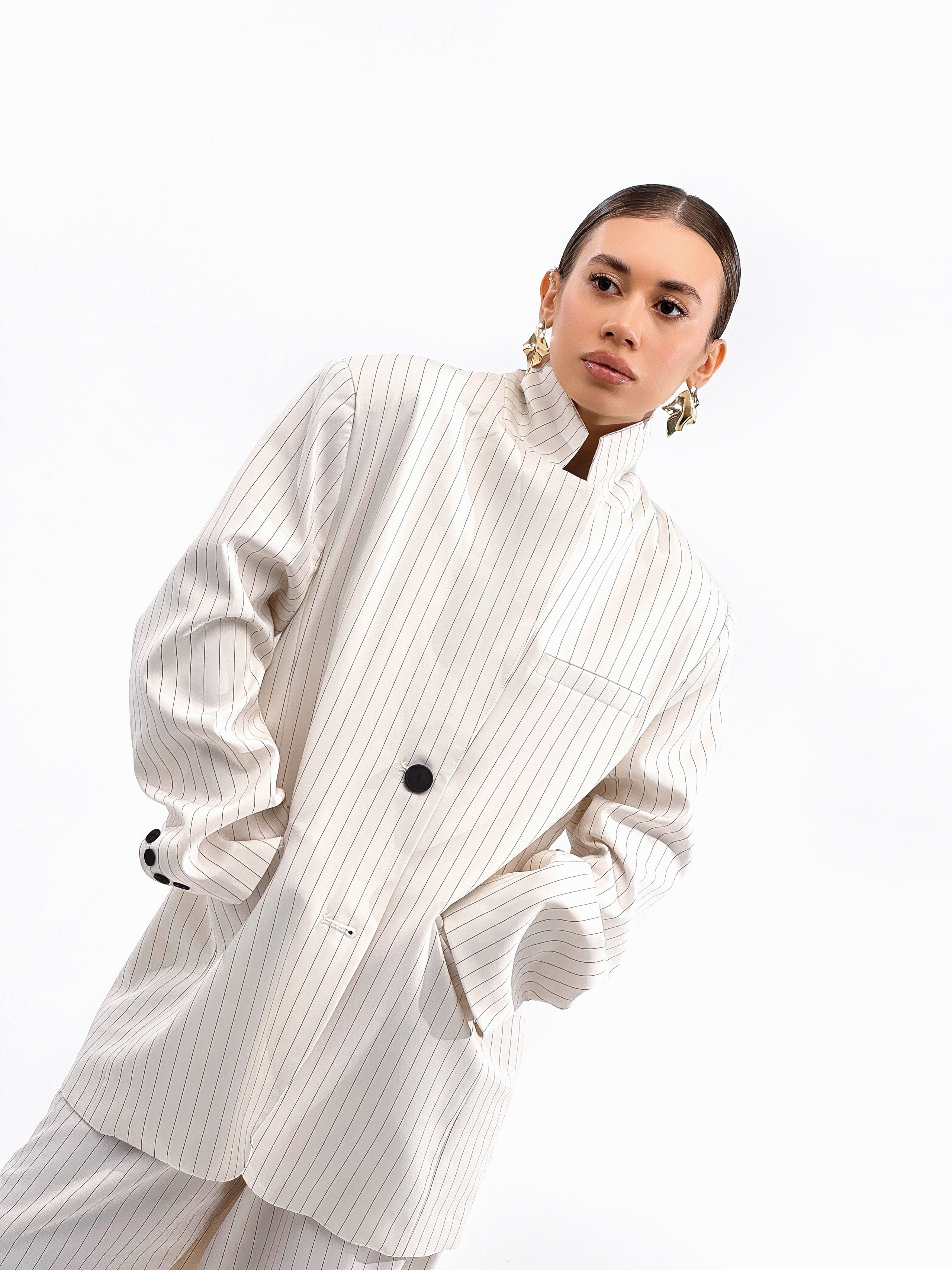 Съёмка в студии. Мобильный фотограф в Омске