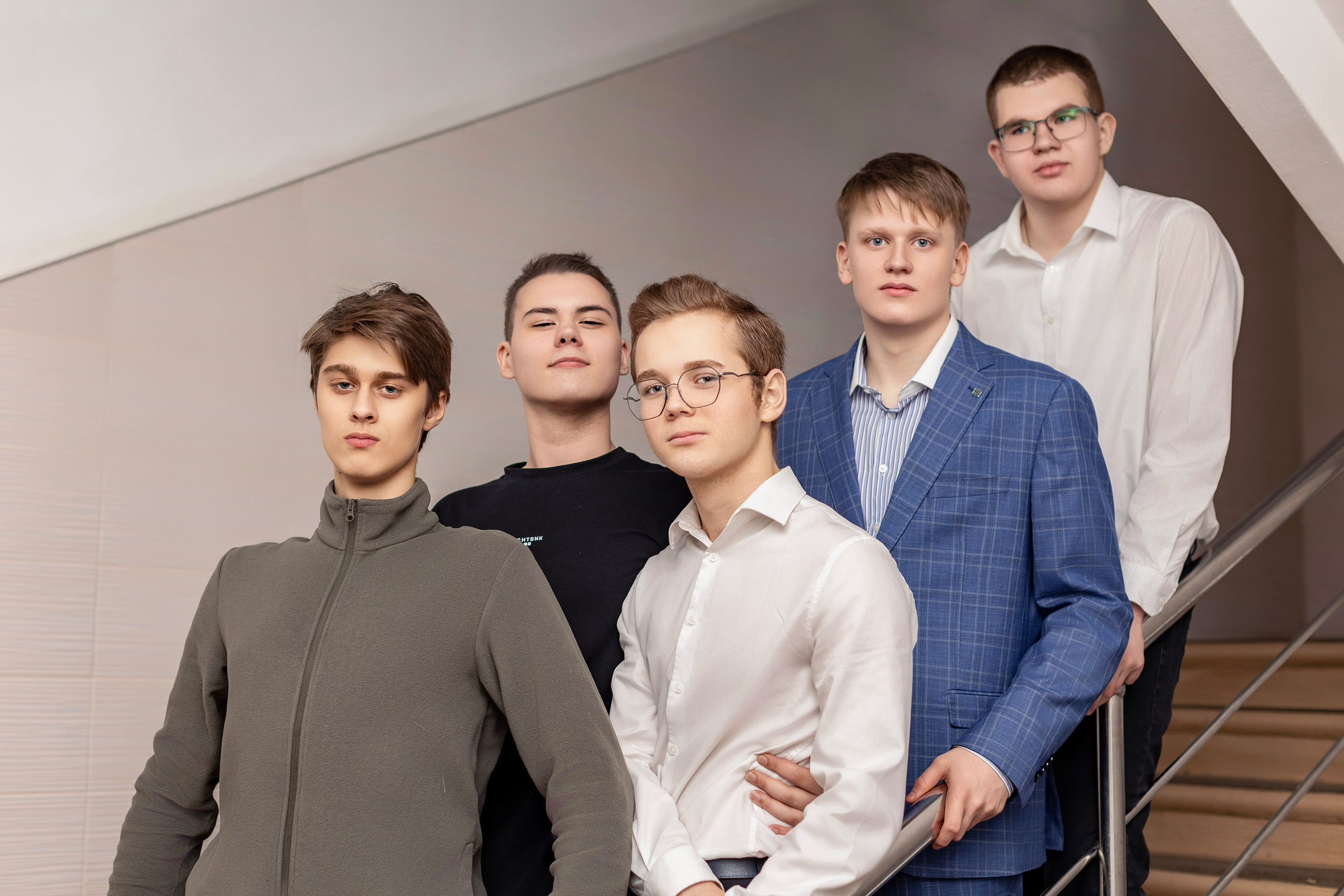 Галерея съемок в школе. Фотограф и видеограф Москва. Свадебный фотограф, видеограф. Выпускные альбомы. Оживающие альбомы