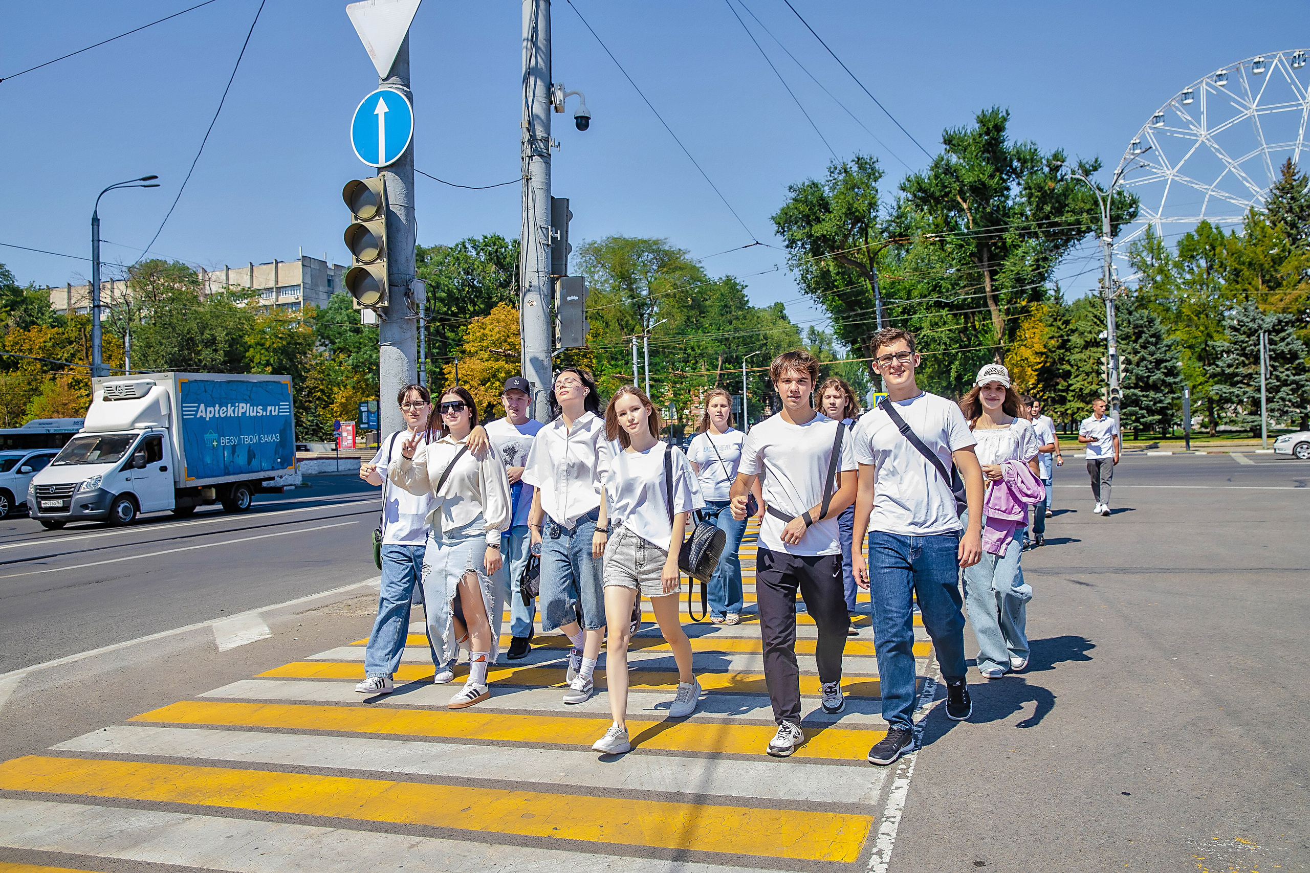 Фотосессия ШКОЛА 22 КЛАСС 11А Выпуск 2026. Современные Выпускные Альбомы в Ростове-на-Дону