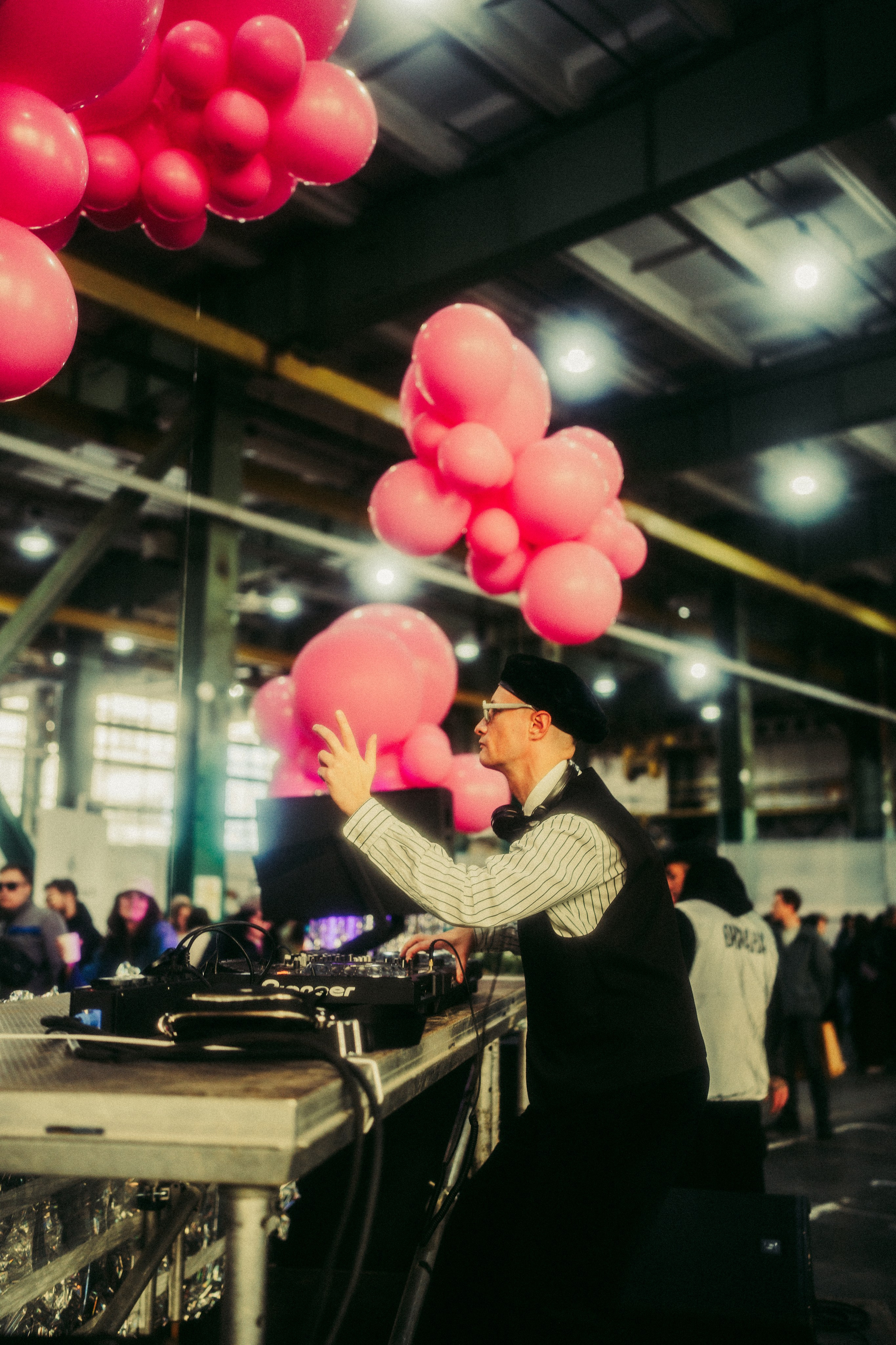 Антон тут рядом. Свадебный фотограф в Санкт-Петербурге Марина Фесенко