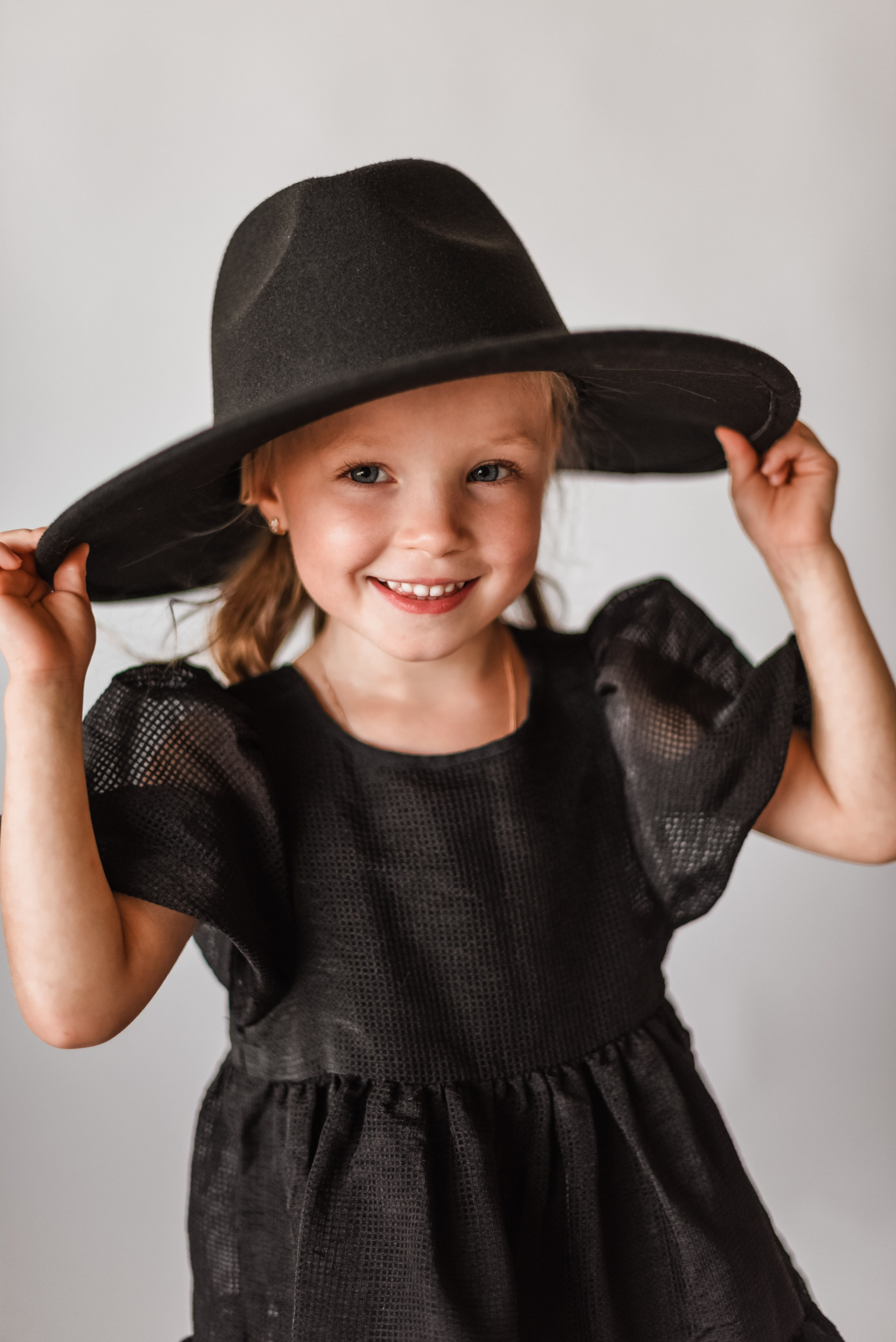 Мама с дочкой 2 образа. Семейный и детский фотограф во Фрязино, Ивантеевке и Щелково Матвеева