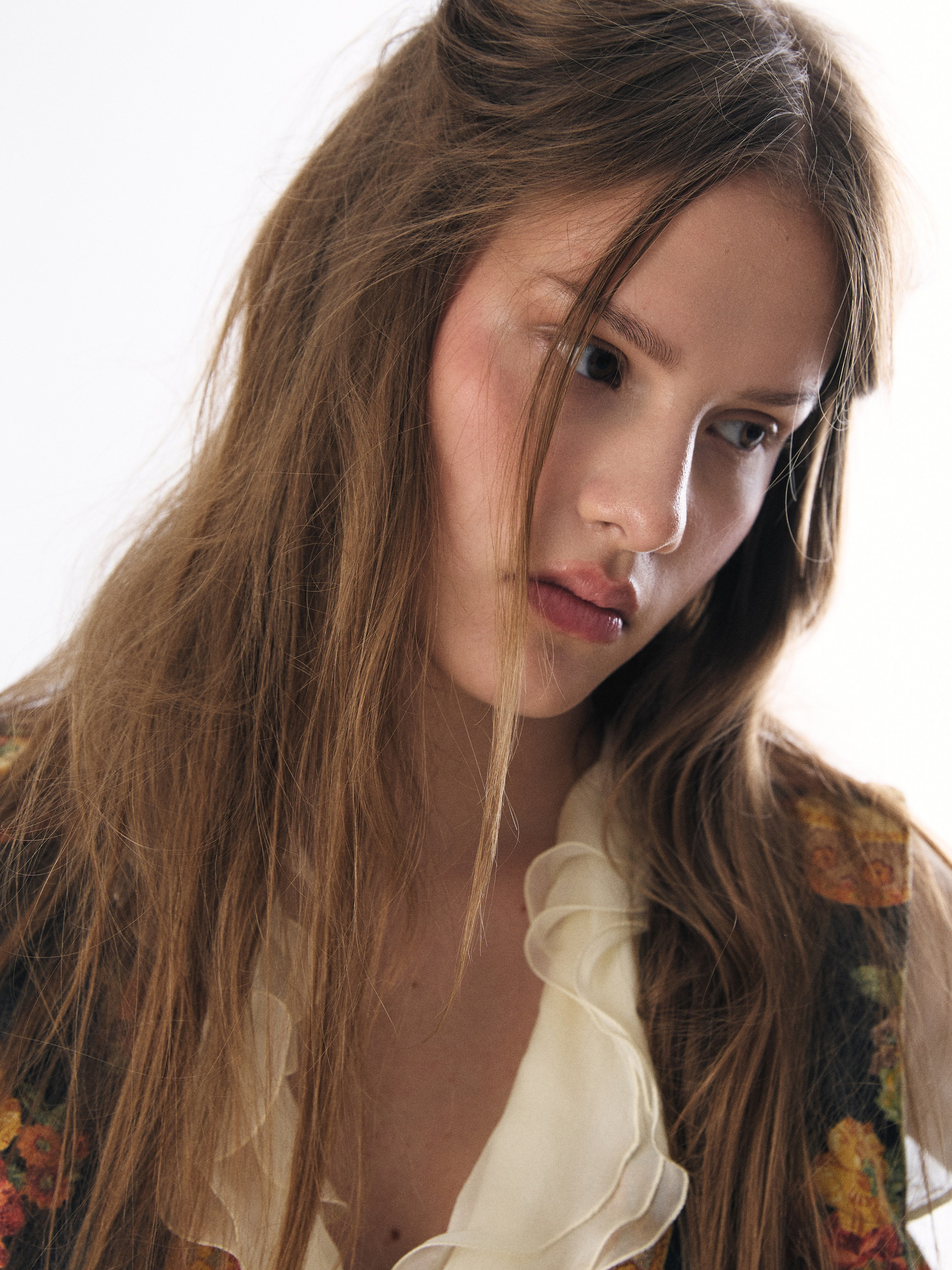 Lookbook. Фотограф в Москве и Сургуте Алла Лесовая. Снимаю каталог для брендов и индивидуальные портреты для людей