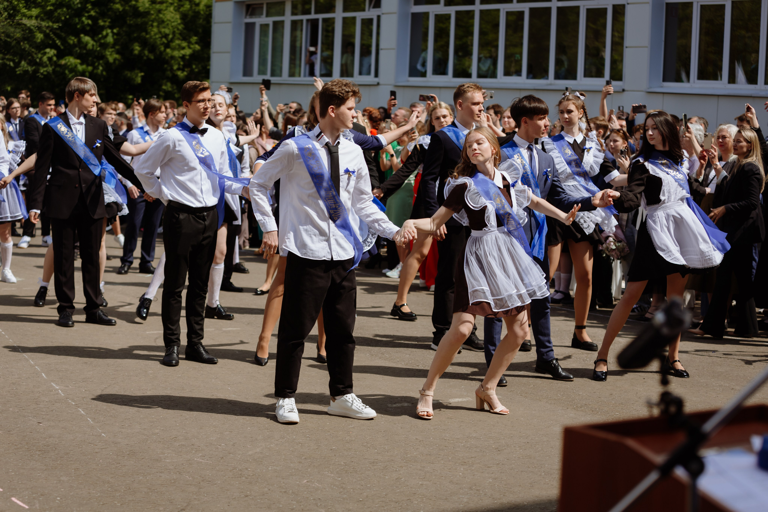 Последний звонок 2024 (3 часа фотосъемки). Профессиональный фотограф Надежда Антонова