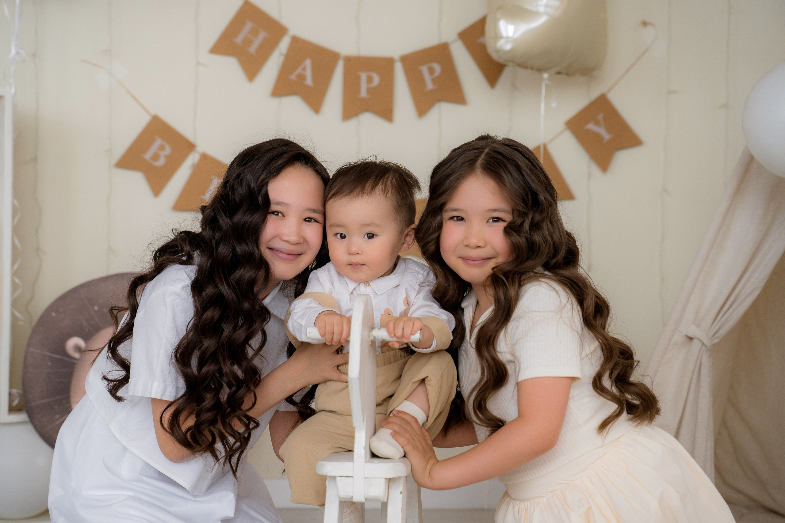 Cake Smash. Фотостудия Малина в городе Улан-Удэ. Фотограф Ирина Жарникова