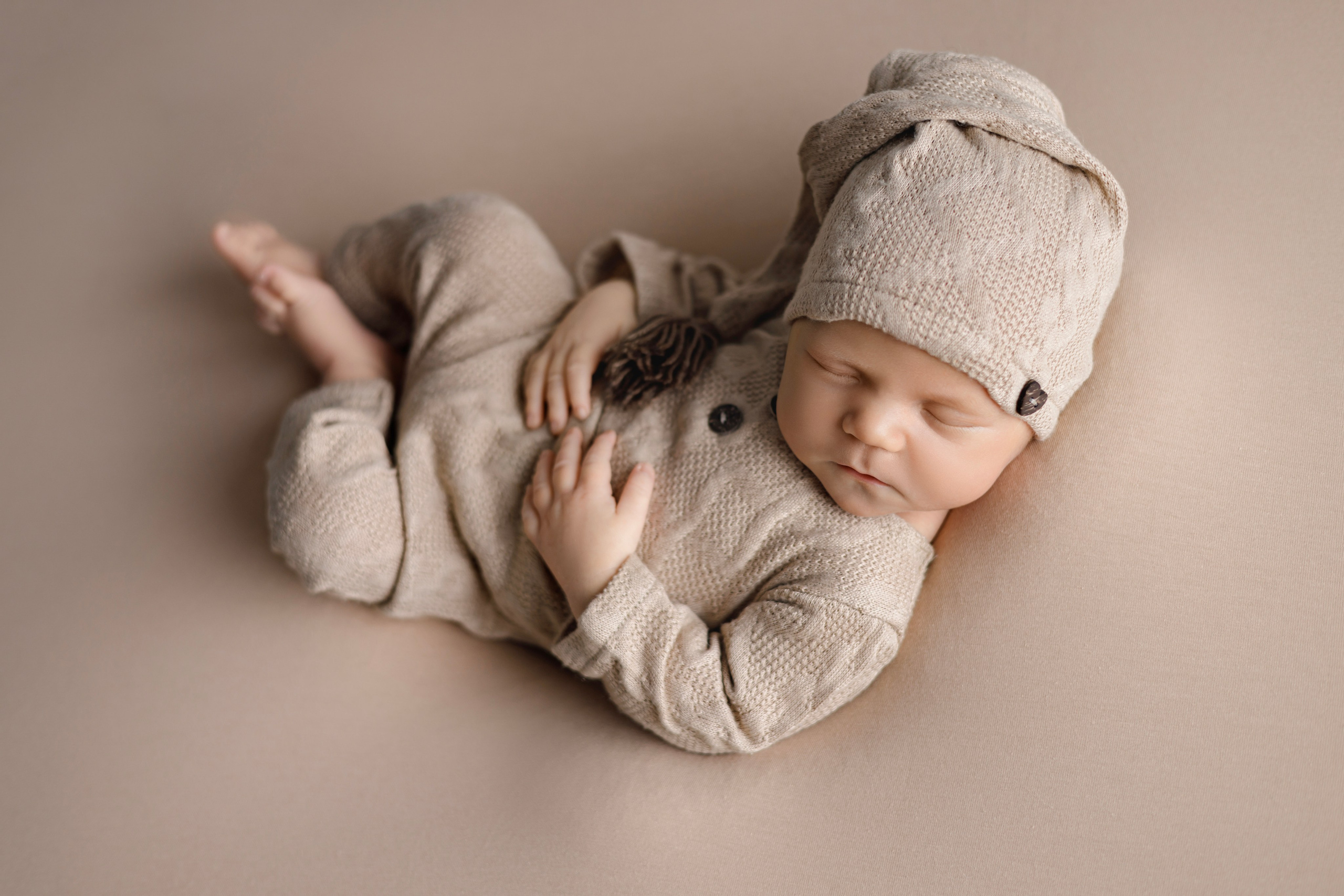 Григорий. Евгения Горбунова фотограф новорожденных в Новом Уренгое