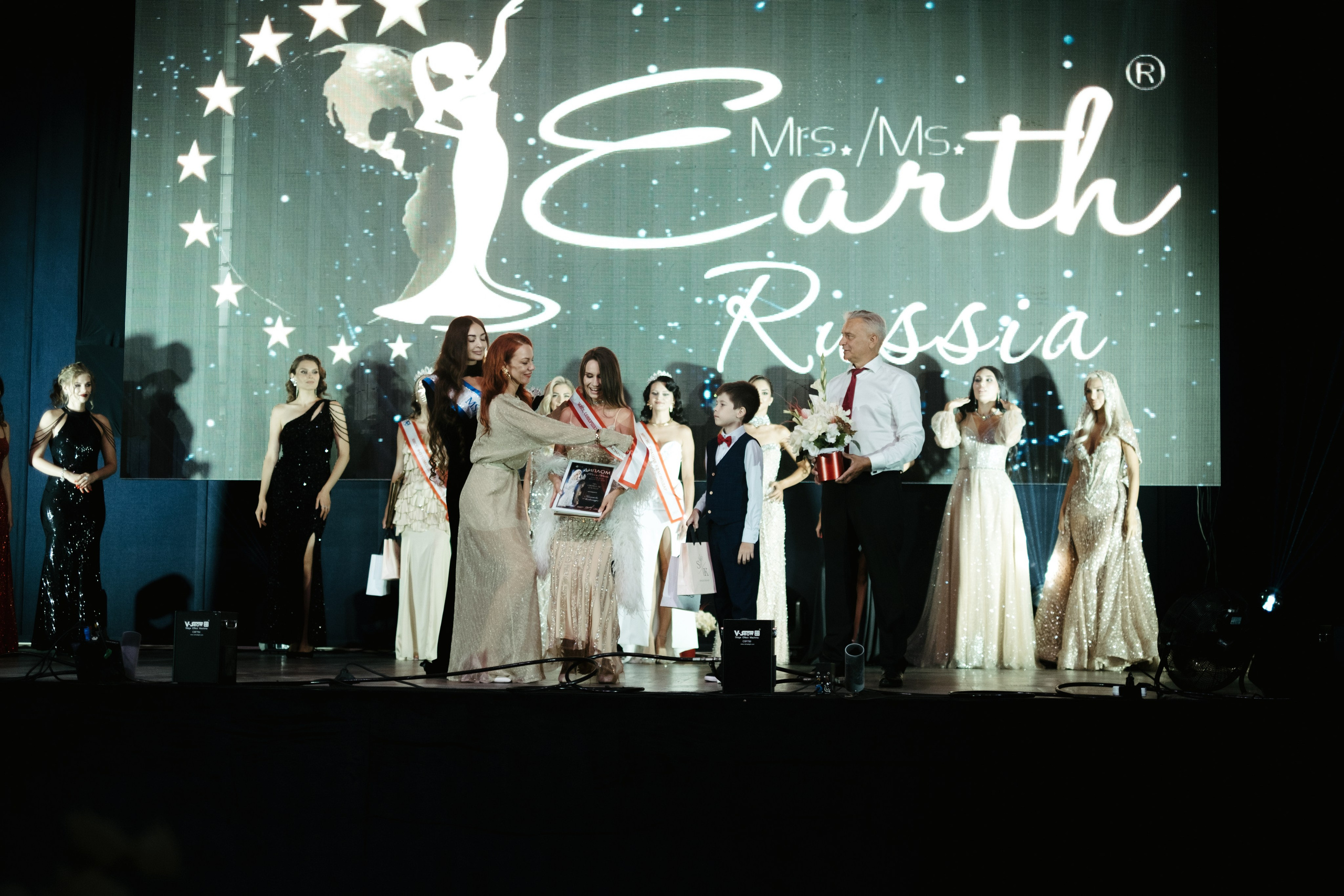 Мисс и Миссис Россия Земли Краснодар 2025 программа. Свадебный и репортажной фотограф Денис Ожигин в Краснодаре и Краснодарском крае