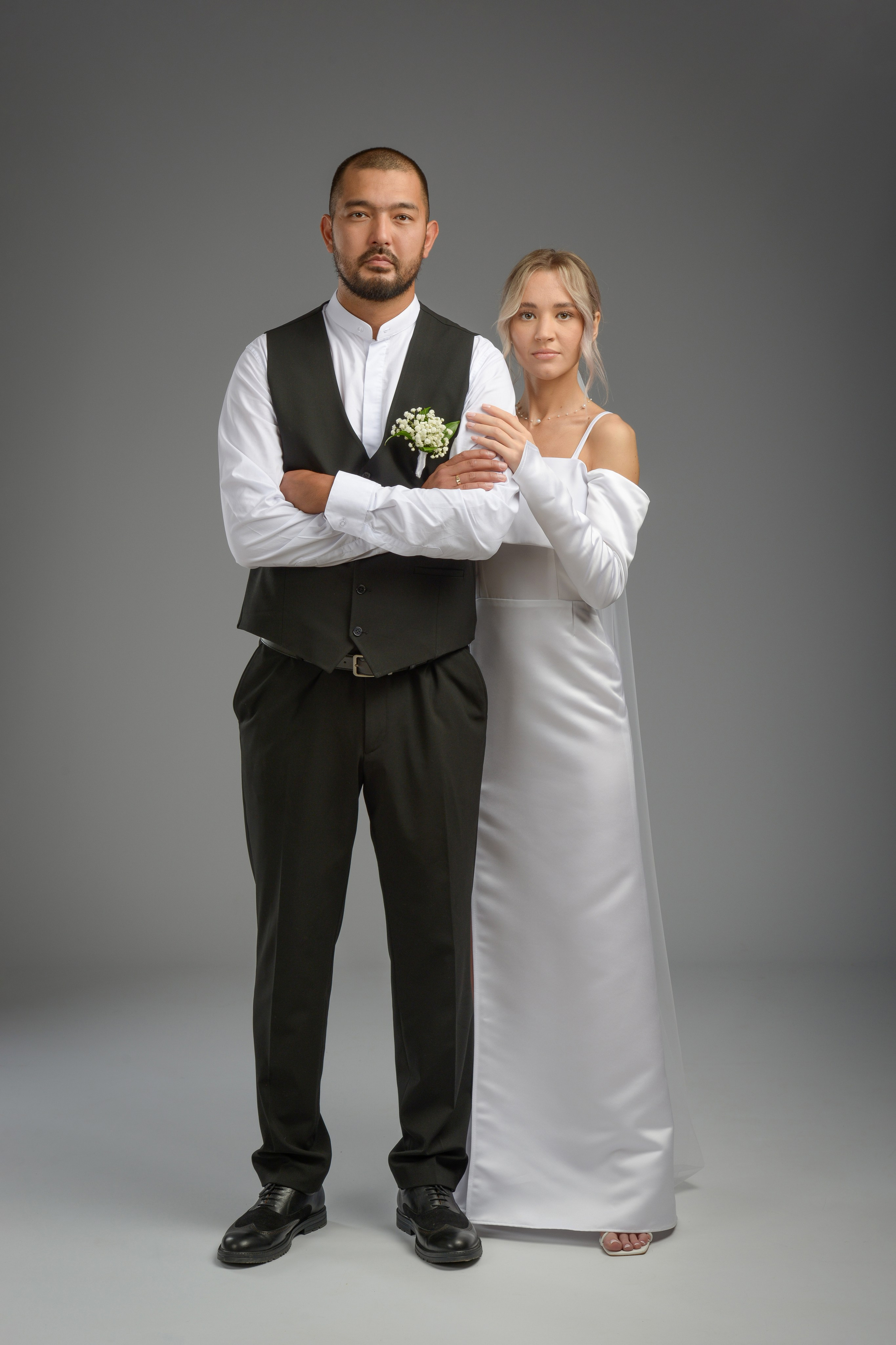 Студийная съемка свадебной пары. Татьяна Гойда портретный и семейный фотограф Ленск. Выпускные альбомы