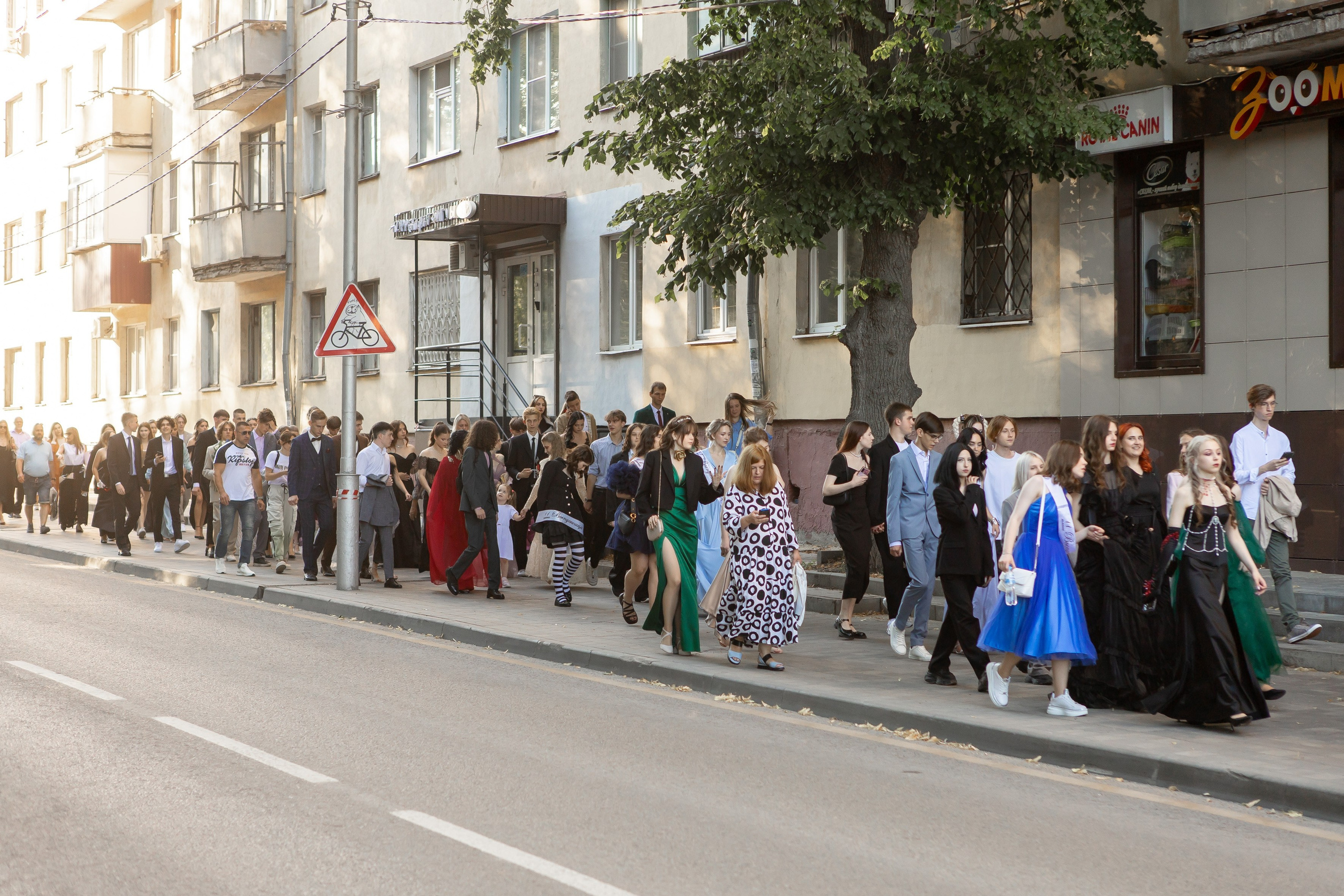 Выпускной Гимназия 12 2024 г. Свадебный и портретный Фотограф в Липецке Дмитрий Котюков