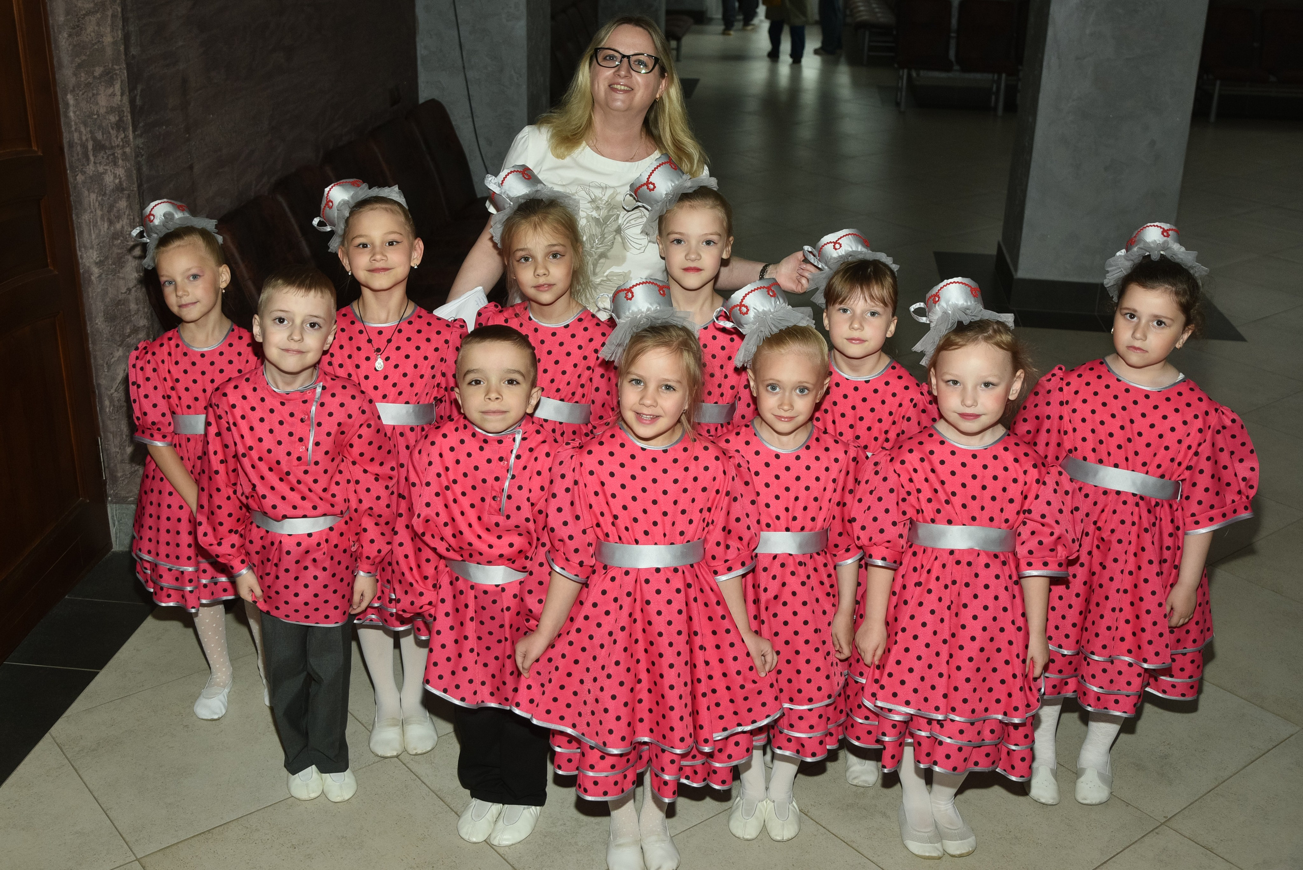 Выпускной 2025, детский центр «Самовар». Фотограф Олег Юршевич Солигорск Минск