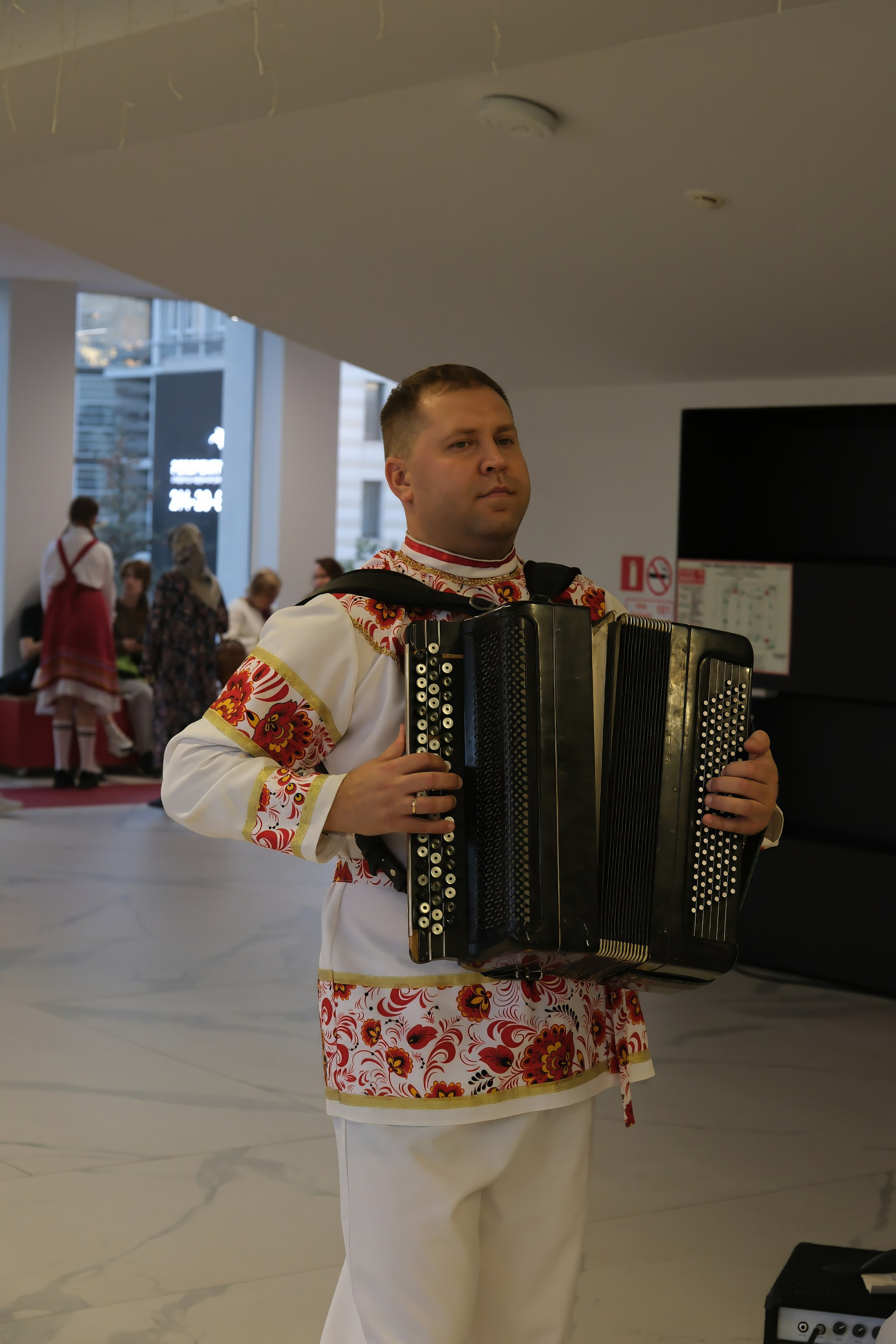 Подиумный спектакль «Стиль Надежды». Добро пожаловать в студию «Цифровой скульптор»  где искусство встречается с технологиями!