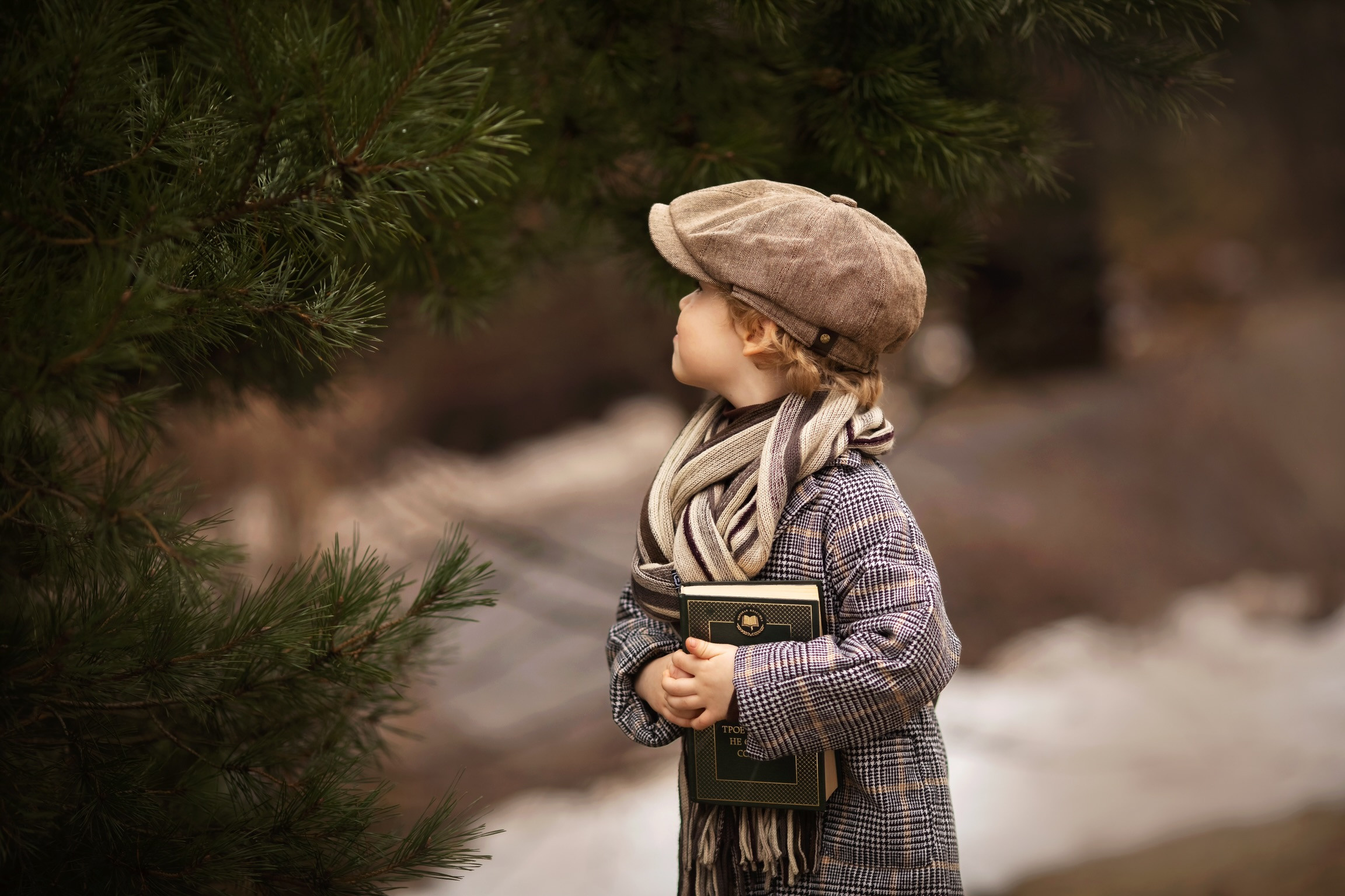 Мальчик с книжкой. Olga.filippova.photo