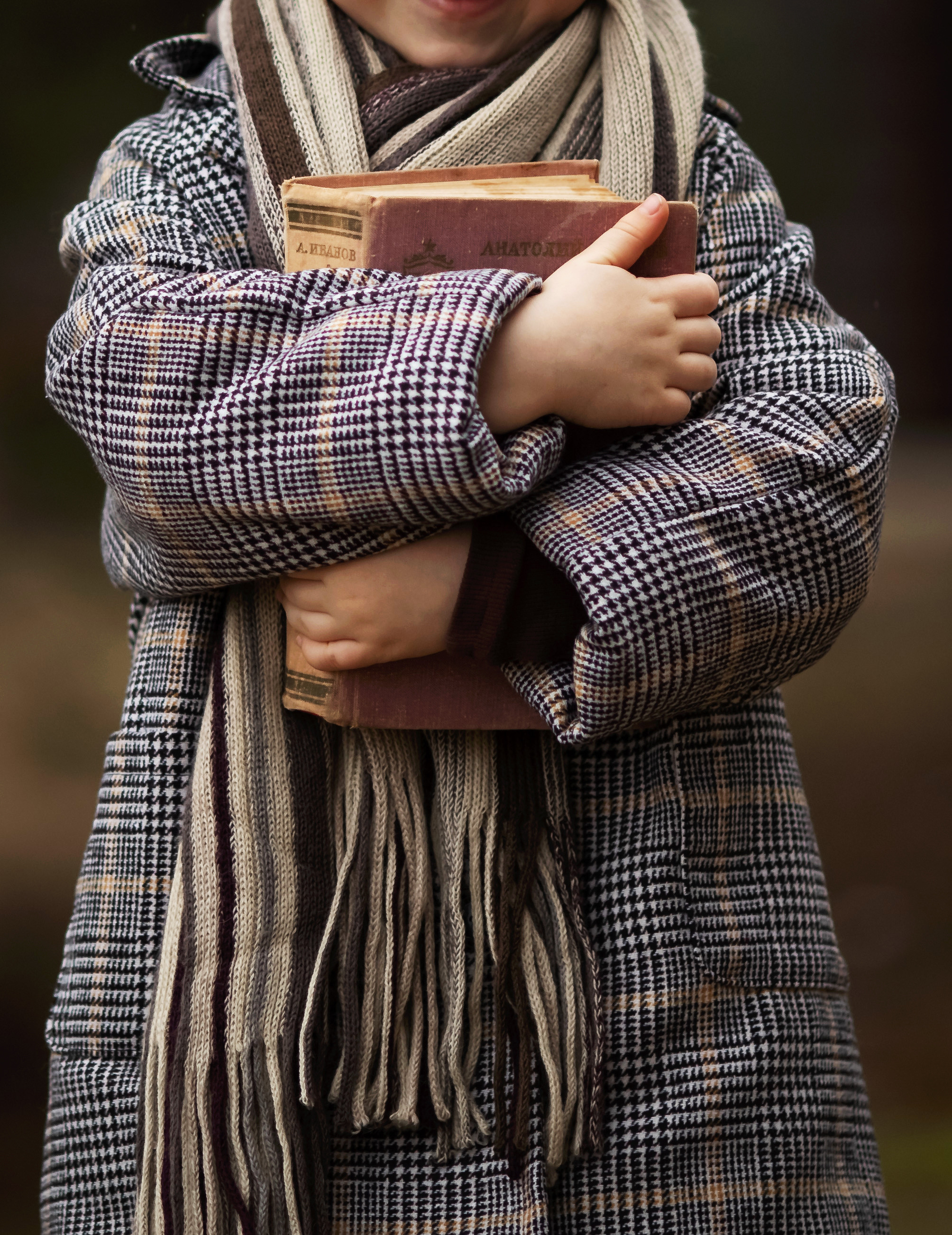 Мальчик с книжкой. Olga.filippova.photo