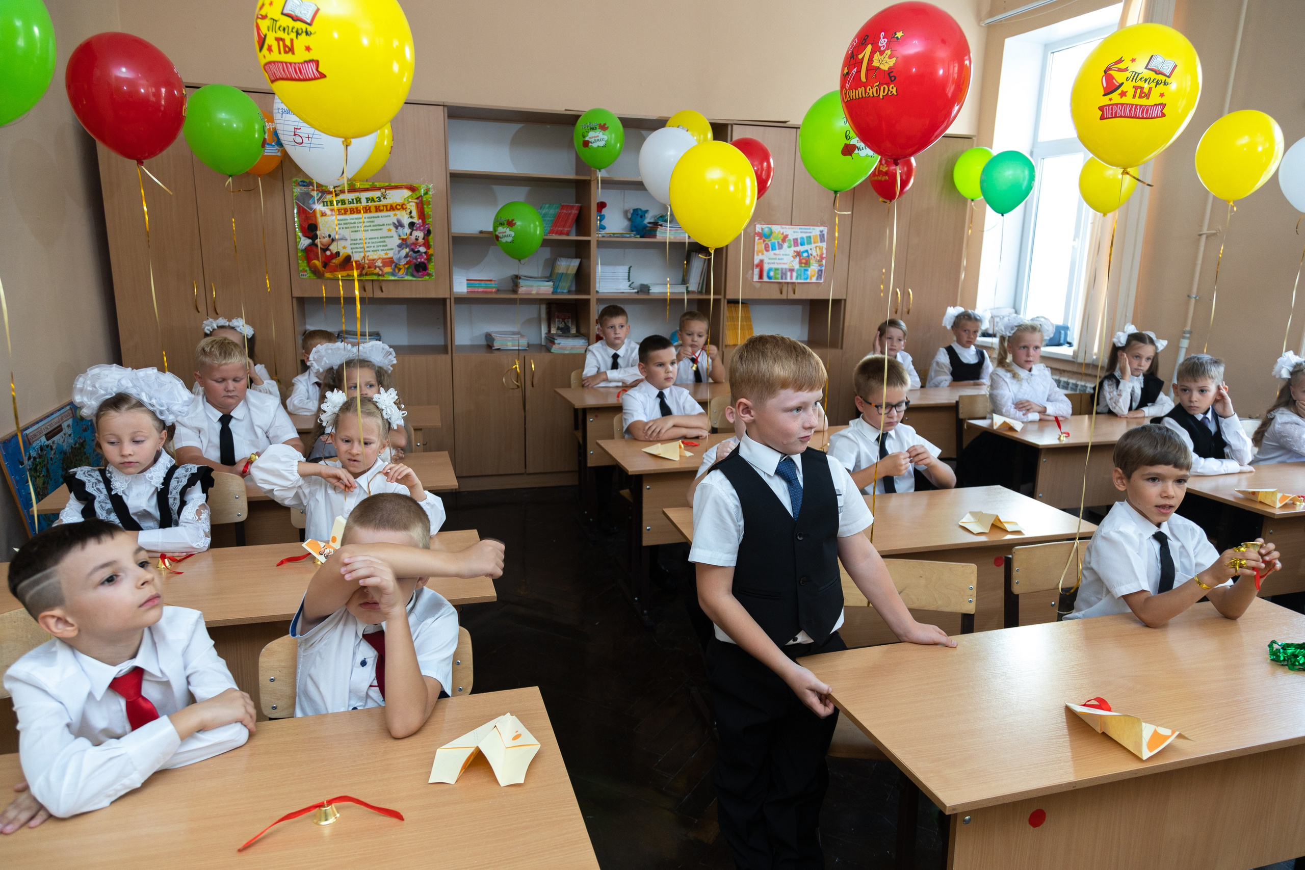 Репортаж 1 сентября. Выпускные альбомы Саратов Энгельс фотограф Титова Ирина