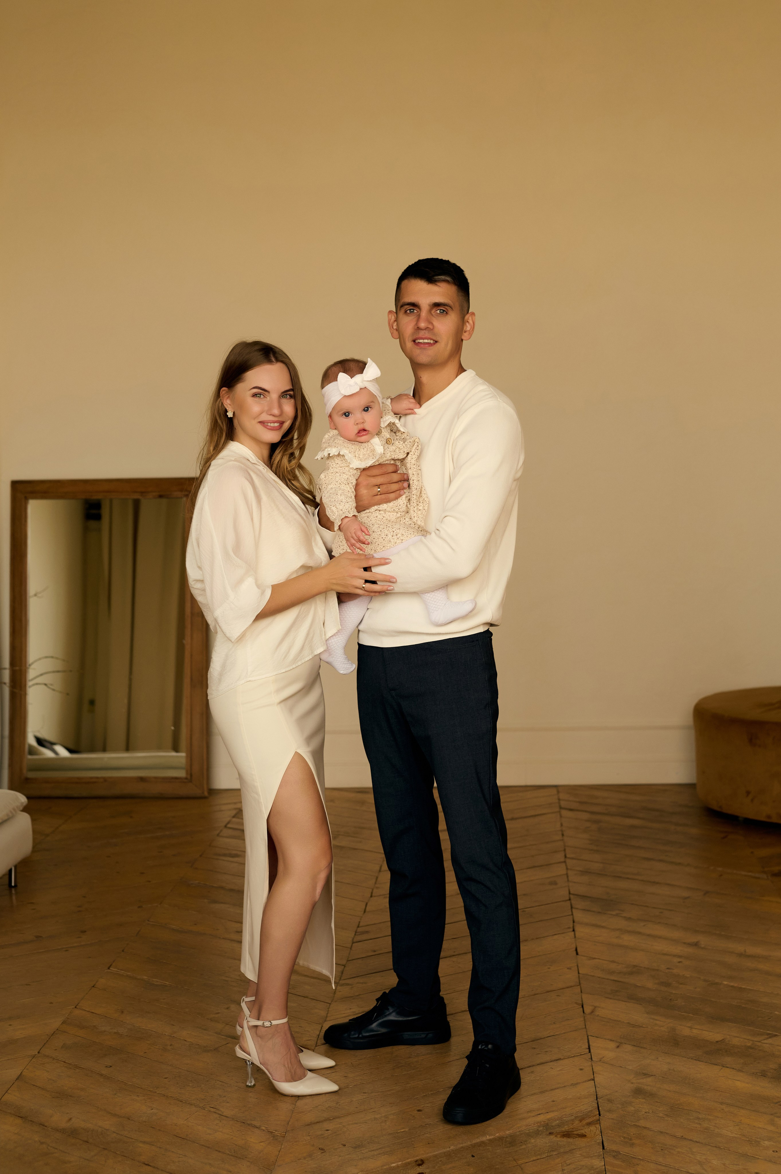 Анечка и Стас с Алиночкой. Фотограф в Краснодаре Скубицкая Альбина