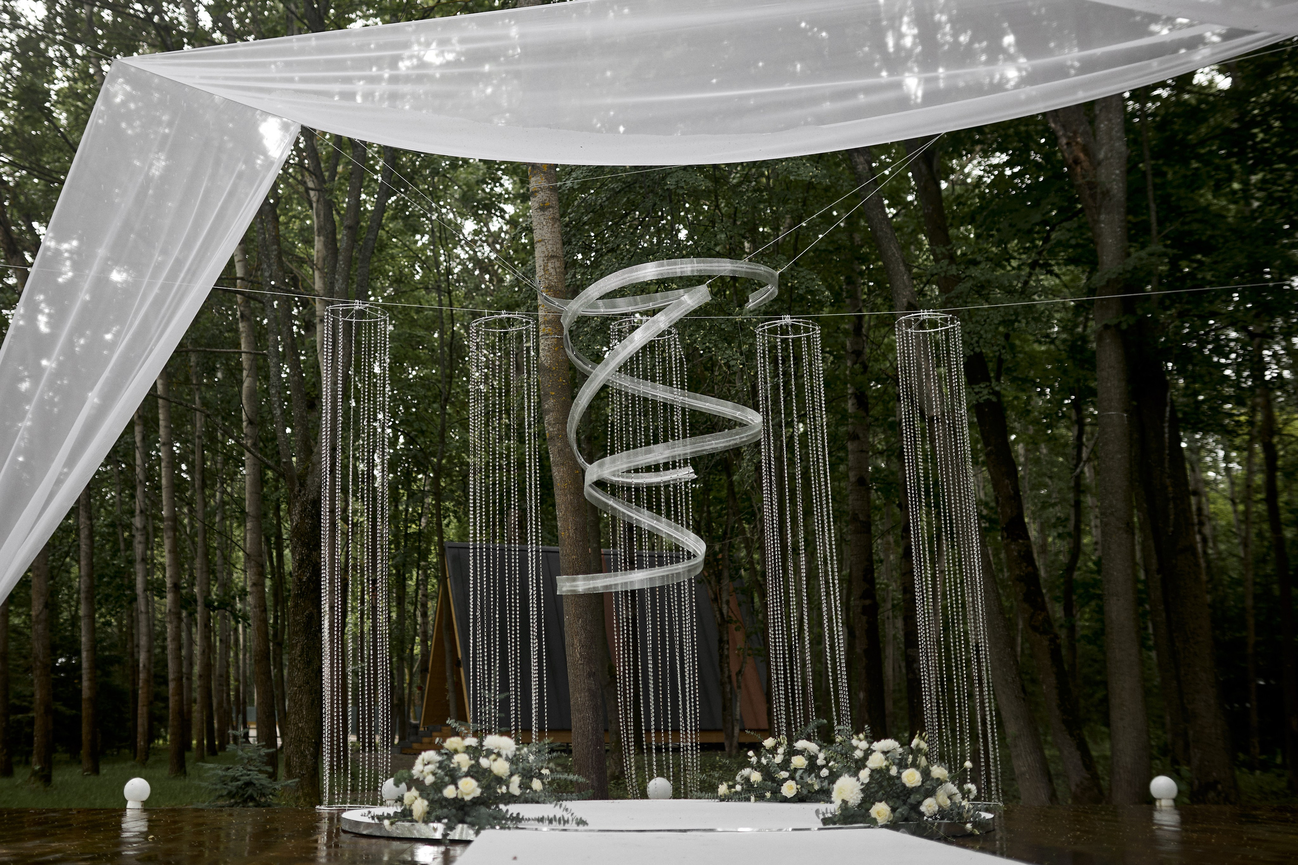 Crystal Swirl. Студия декора НикитинаДекор — оформление мероприятий в Ульяновске. Профессиональное создание эксклюзивных декораций