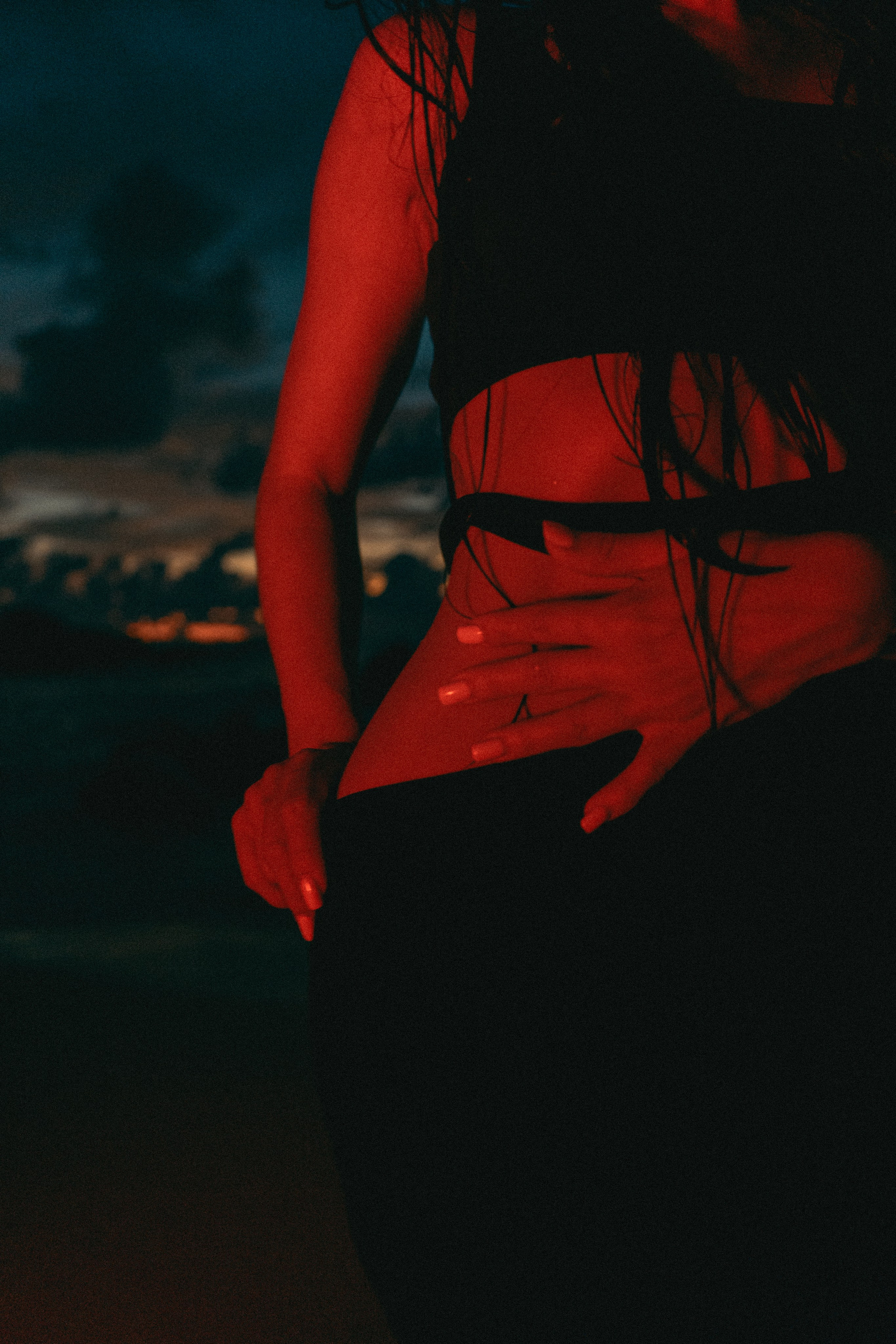 Эмоциональный портрет на Пхукете — искусство вашего образа, эмоций и красоты в виде индивидуальной фотосессии. Ян Долматов — фотограф, видеограф и продюсер на Пхукете, Таиланд