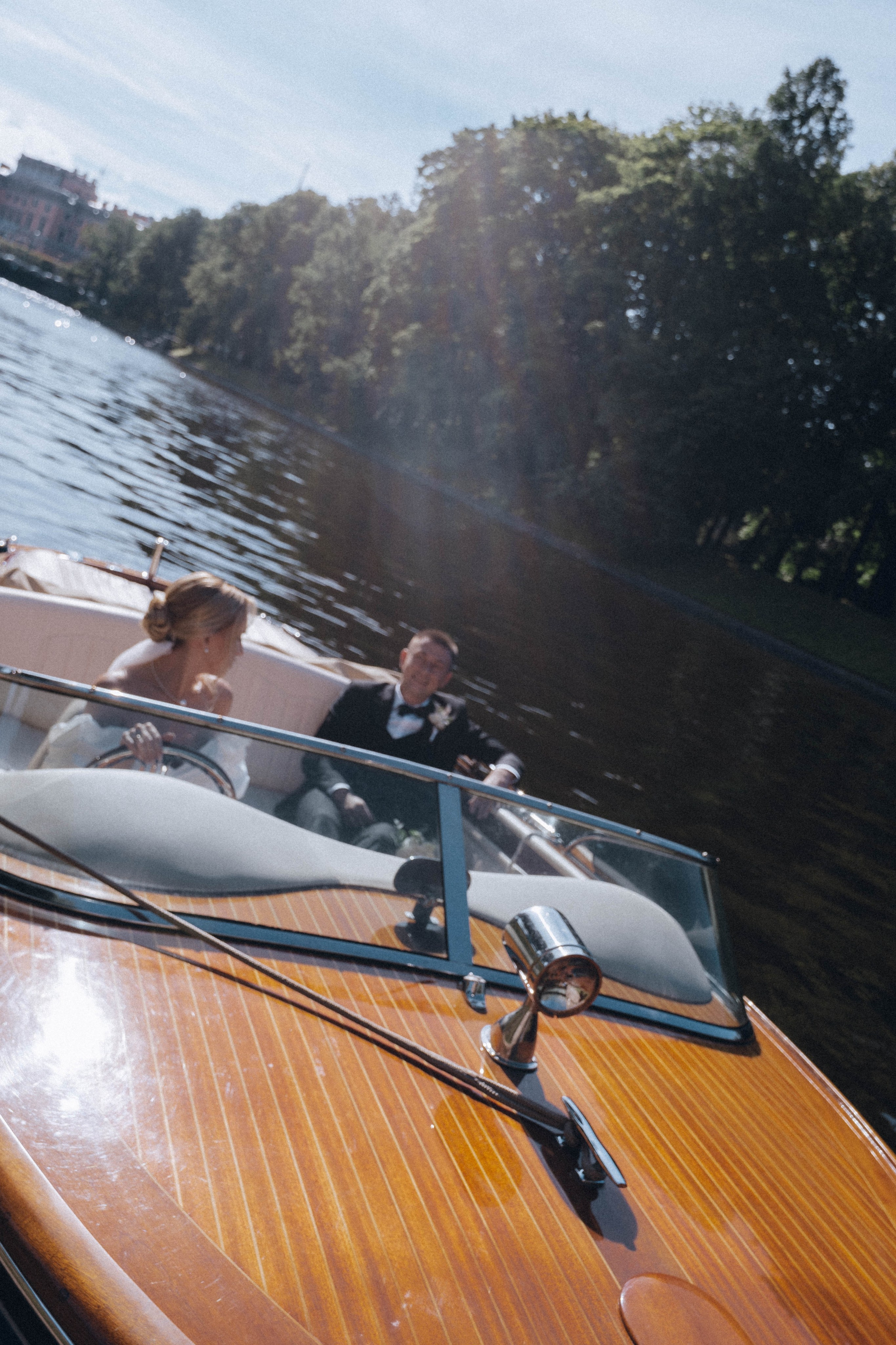 СВАДЕНБНАЯ СЬЕМКА НА КАТЕРЕ ПО КАНАЛАМ САНКТ-ПЕТЕРБУРГА И В АКВАТОРИИ НЕВЫ. Профессиональный фотограф, Санкт-Петербург — Виктория Богомолова