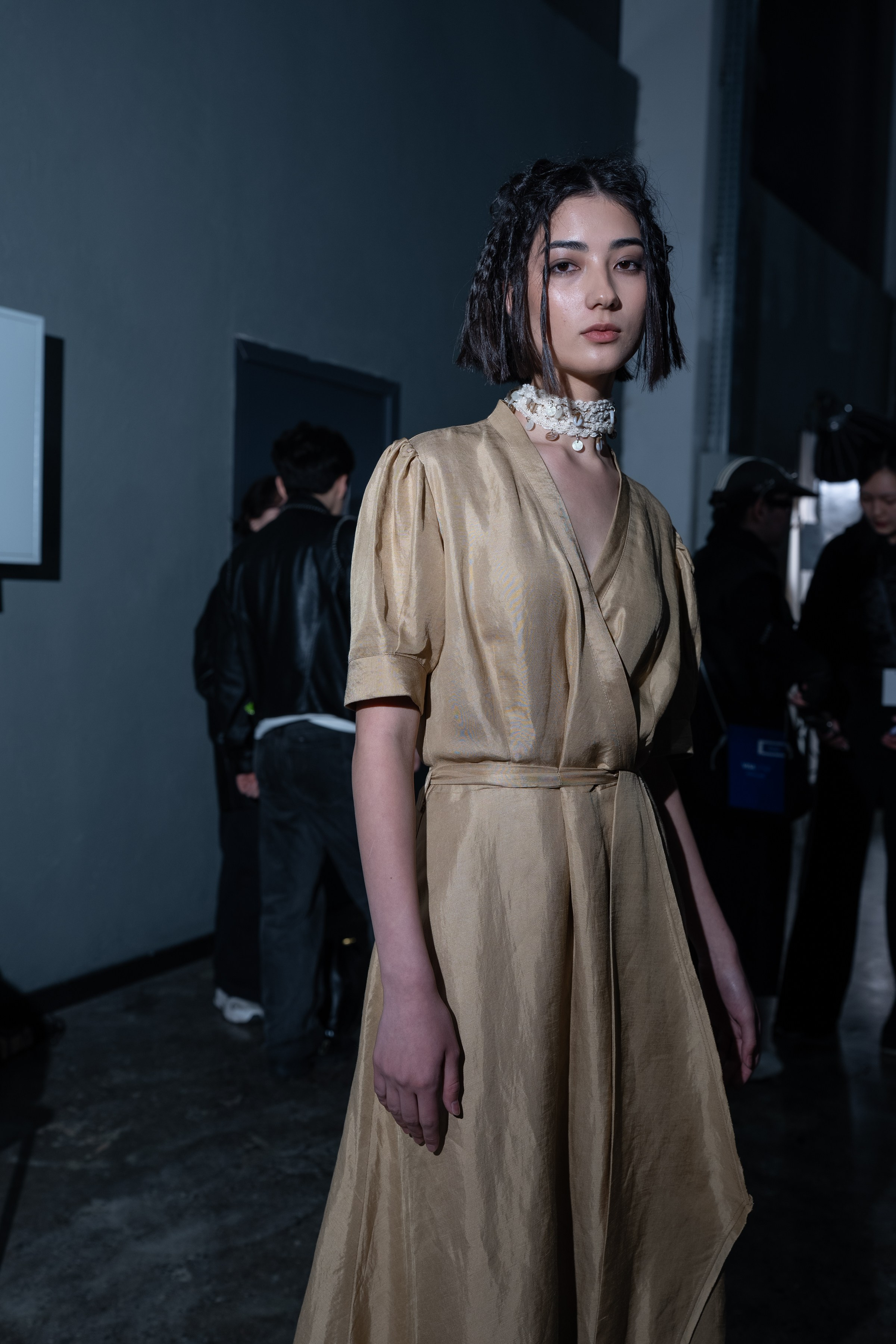 Visa Fashion Week Pre-Fall 2026 April BackStage Day 1. Сайт Алматинского НЮ АРТ, будуар и фэшн фотографа Дениса Карпенко