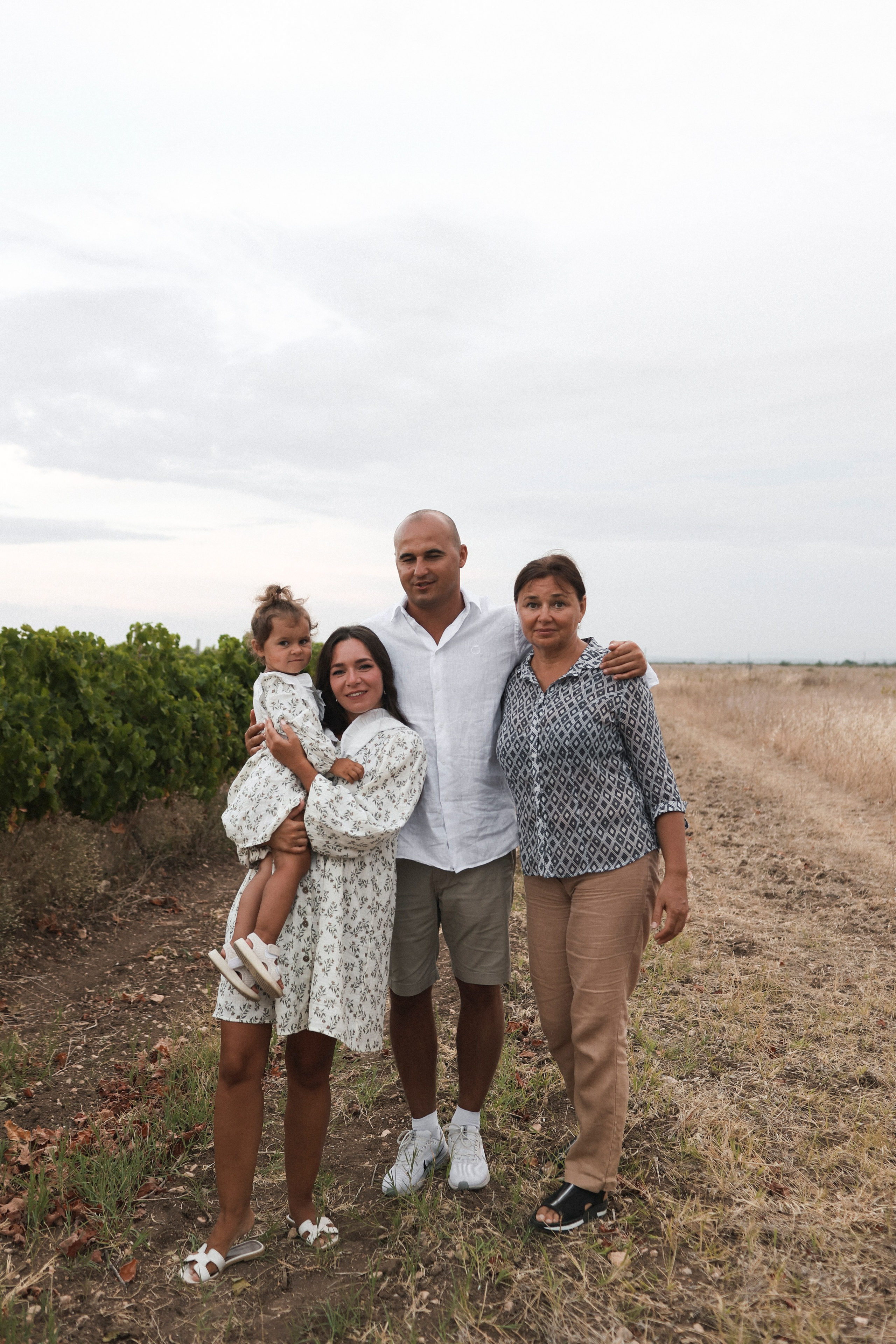 Пойдем, словлю тебе кузнечика. Свадебный и портретный фотограф. Видеограф на Свадьбу. Севастополь, Ялта, Симферополь, Крым