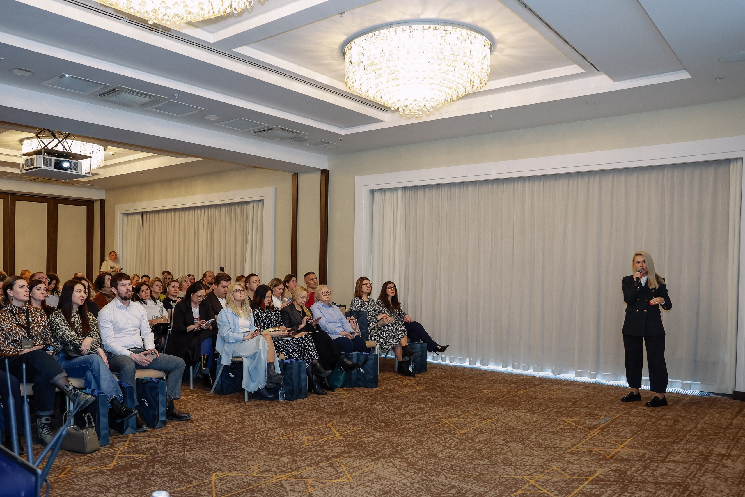 Презентация СБЕР СИТИ. Фотограф Юлия Мальцева