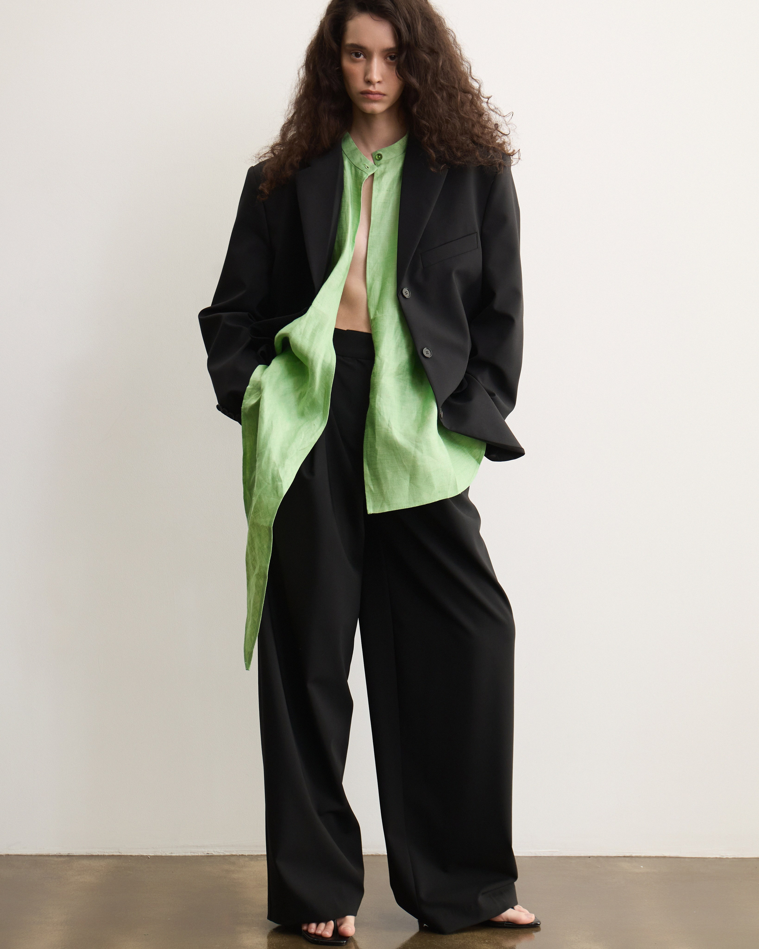 Room513. Фотограф и видеограф для брендов в Москве