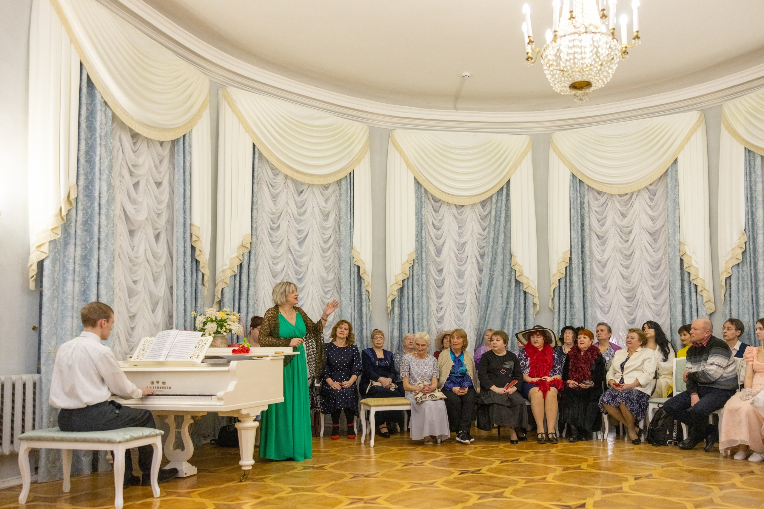 Бал во дворце Бобринских город Богородицк. Фотограф в Туле Крупский АнДРей. Фотостудия «КАДР71» в Туле