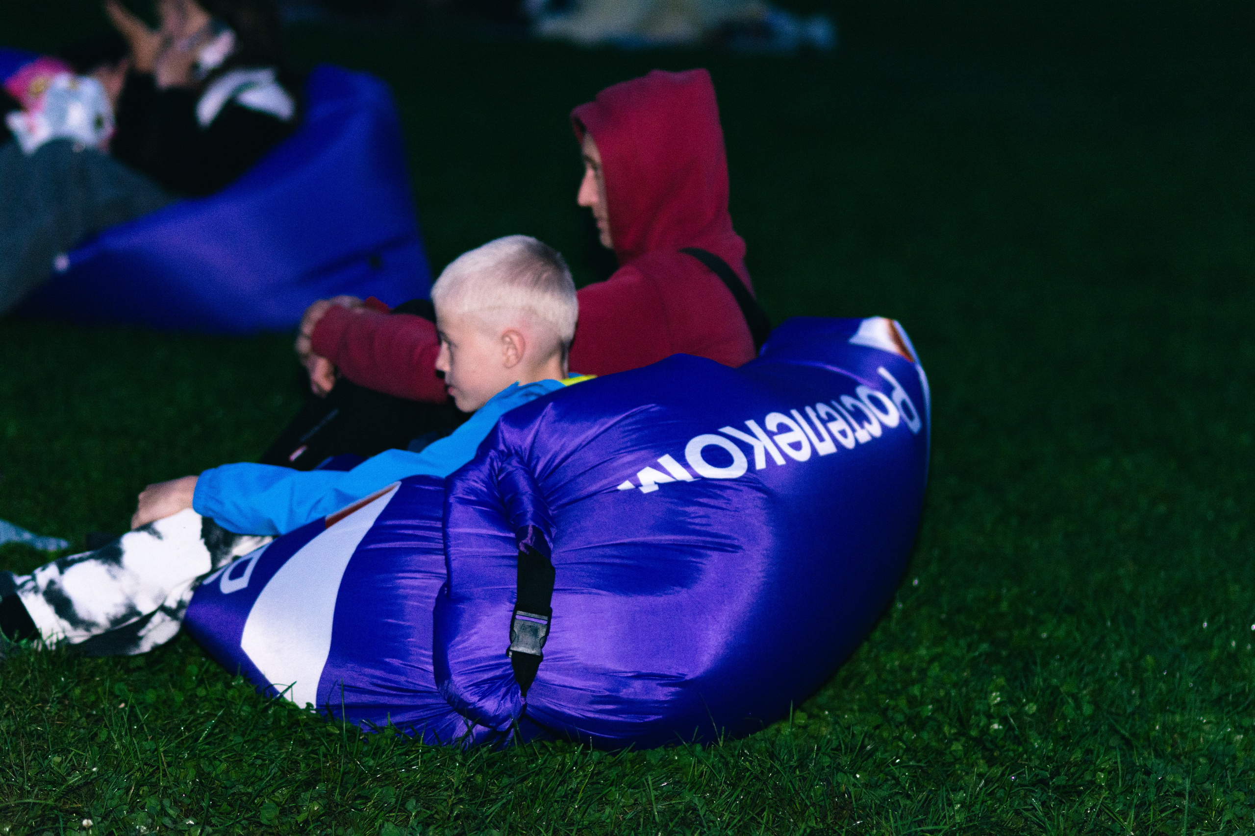 Кино на траве и ДР группы «Доктор Пепси». Алексей Маисеев | Свадебный и художественный фотограф в Новосибирске | Съемка на природе и в студии