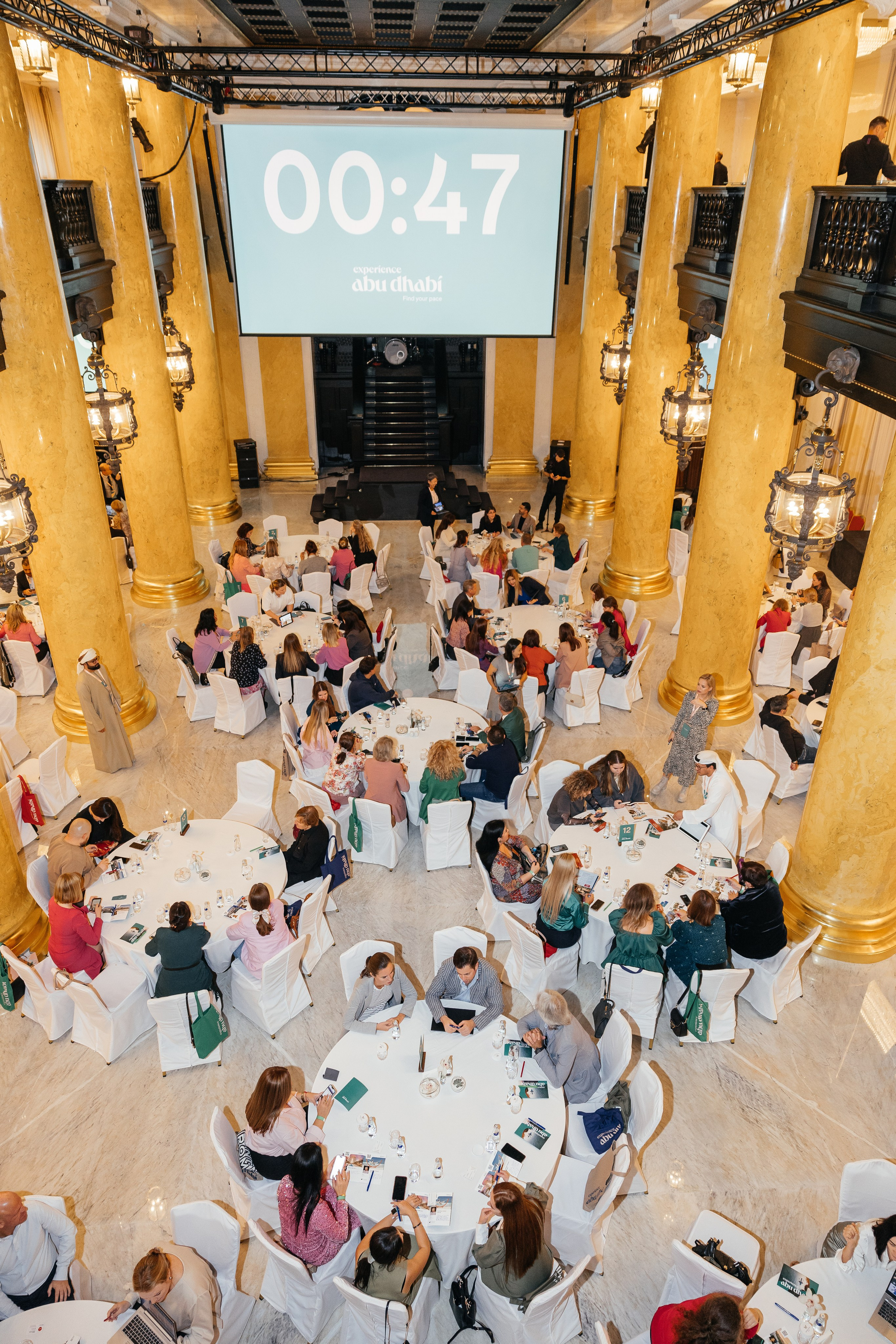 Снимал репортаж для «Газпром нефть», Газстройпром, Росатом, ОЗОН, Мегафон, ВТБ, Т-Банк, Unilever, Материа Медика Холдинг. Фотограф Serg-Epic — Сергей Клепиков