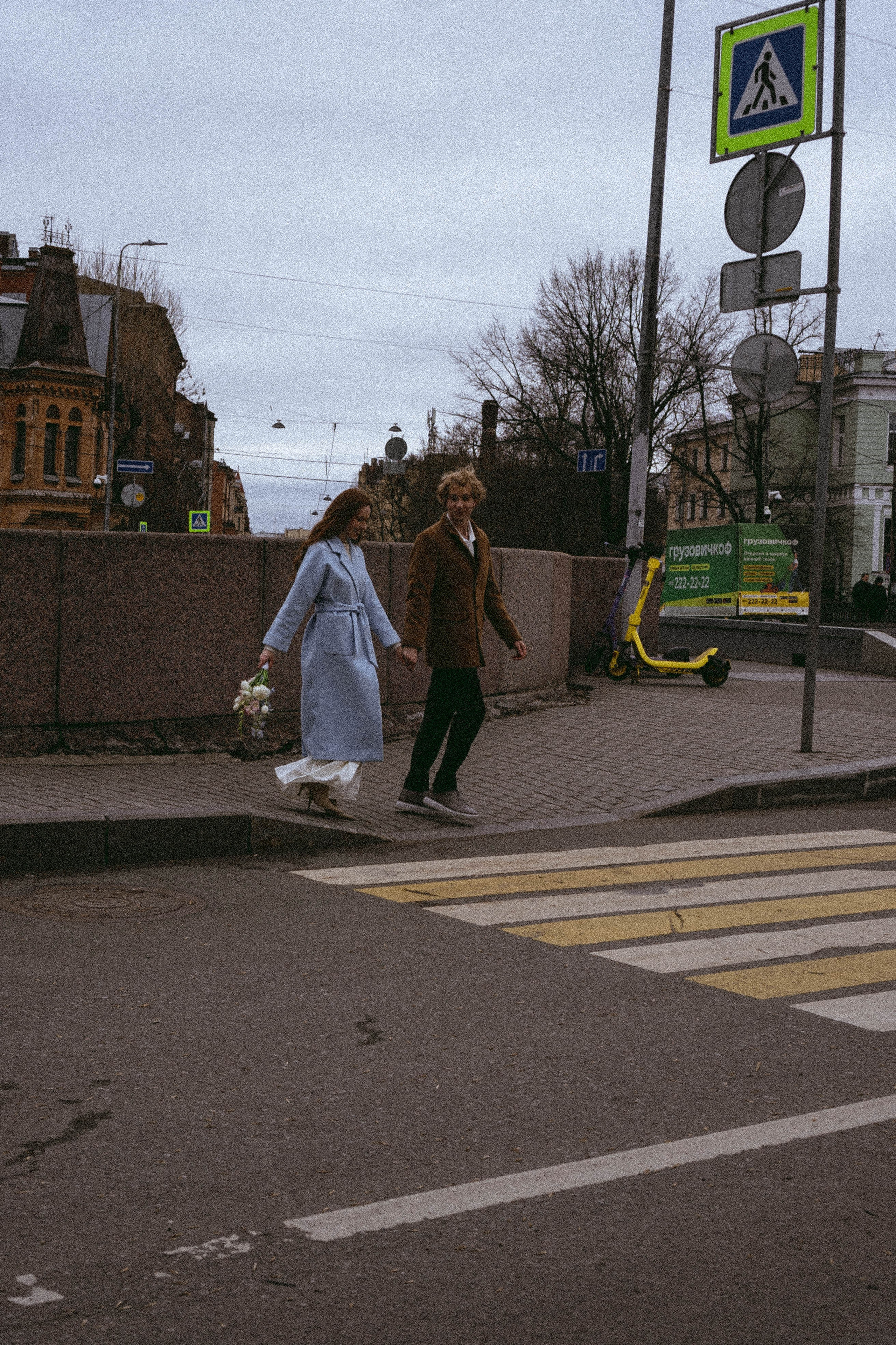 СВАДЕБНАЯ СЬЕМКА В ОТЕЛЕ. СБОРЫ ЖЕНИХА И НЕВЕСТЫ И ТАКЖЕ ТОР И ПОДГОТОВКА К ПРОГУЛКЕ И ПРОГУЛКА ПО ПЕТРОГРАДКЕ. Профессиональный фотограф, Санкт-Петербург — Виктория Богомолова