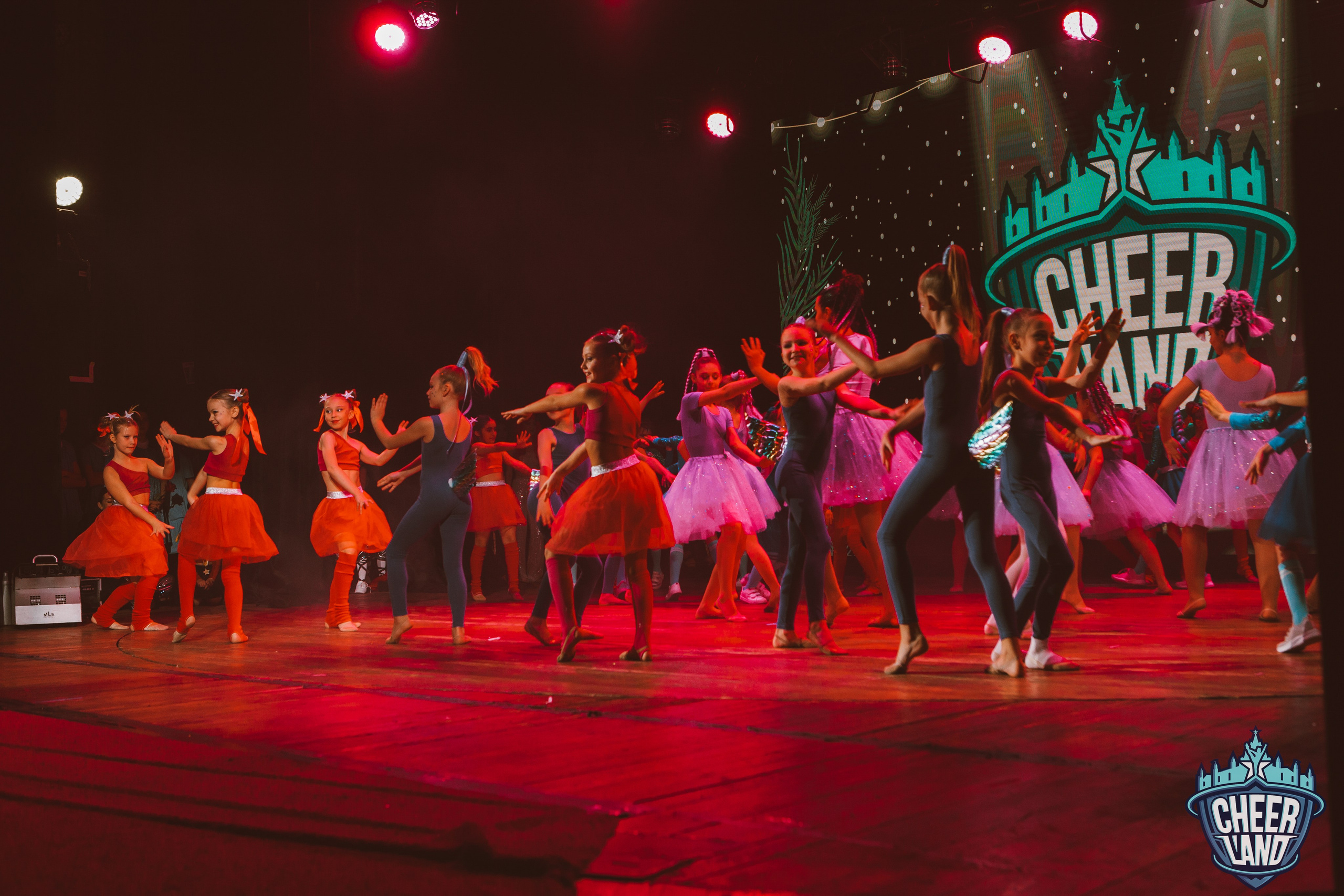 КОСМИЧЕСКОЕ НОВОГОДНЕЕ ПУТЕШЕСТВИЕ «CHEER LAND». Репортажный, семейный, свадебный, портретный фотограф