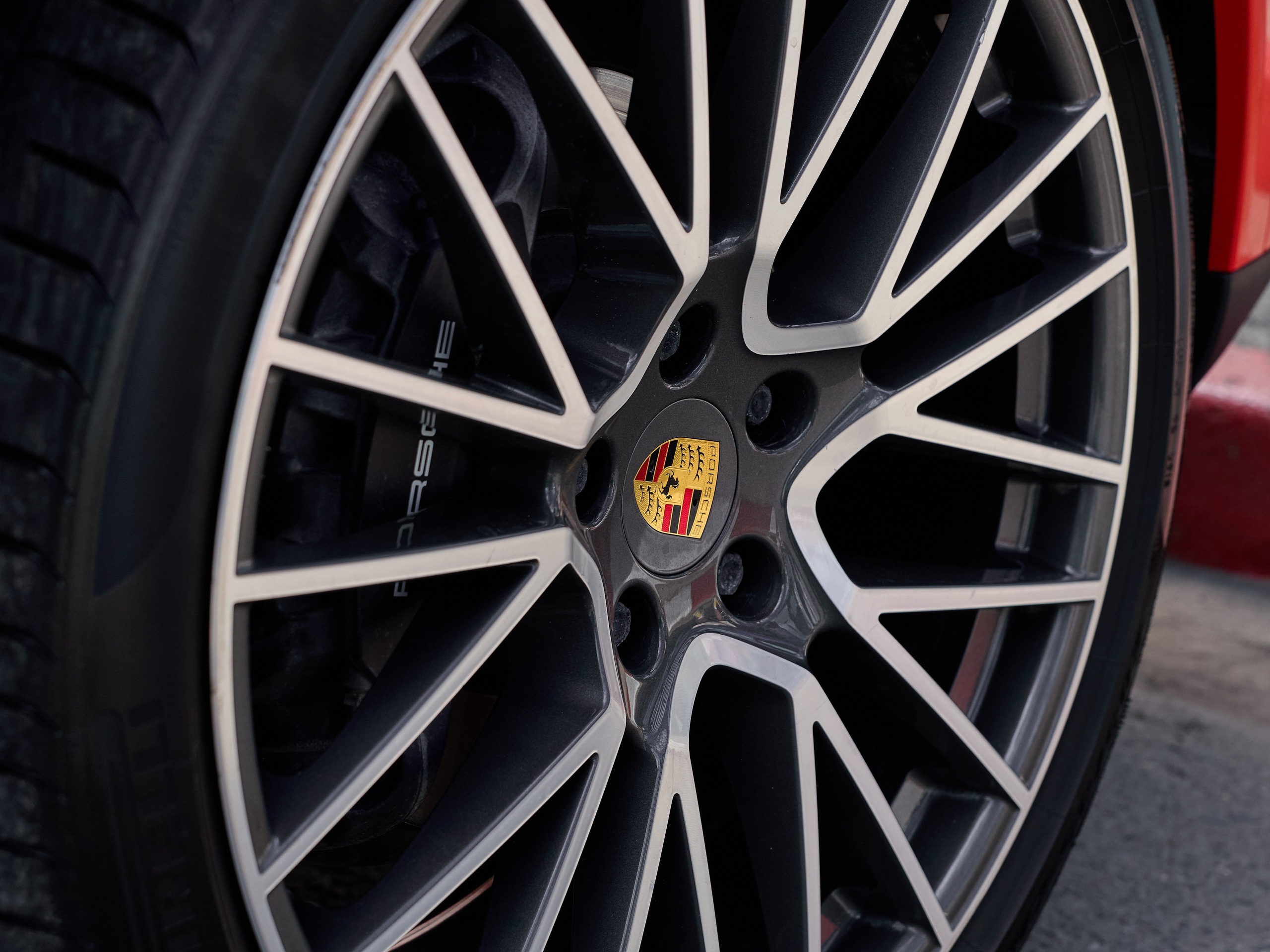 Porsche Cayenne. IDeAI studio