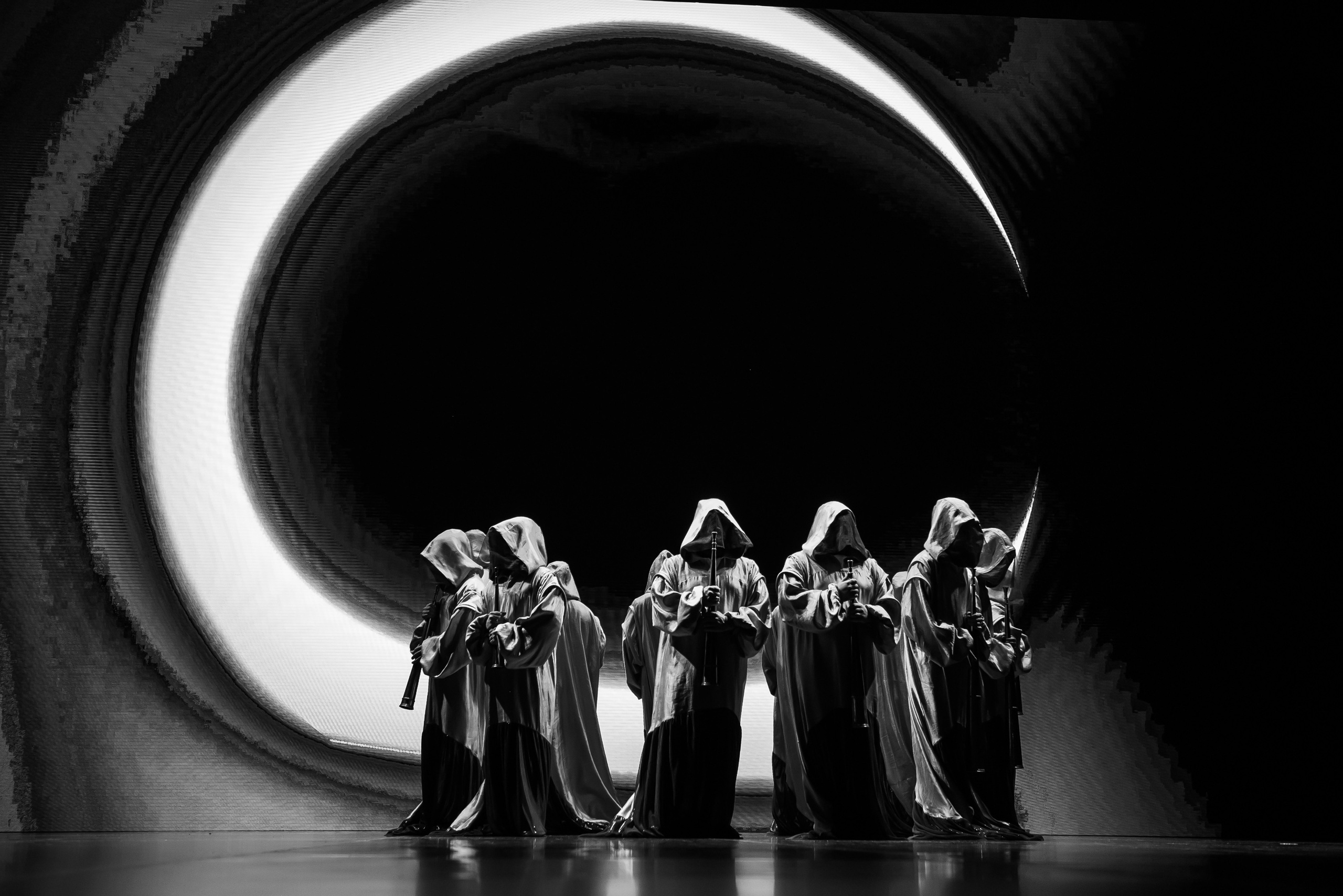 Медиаспектакль «COSMITES»