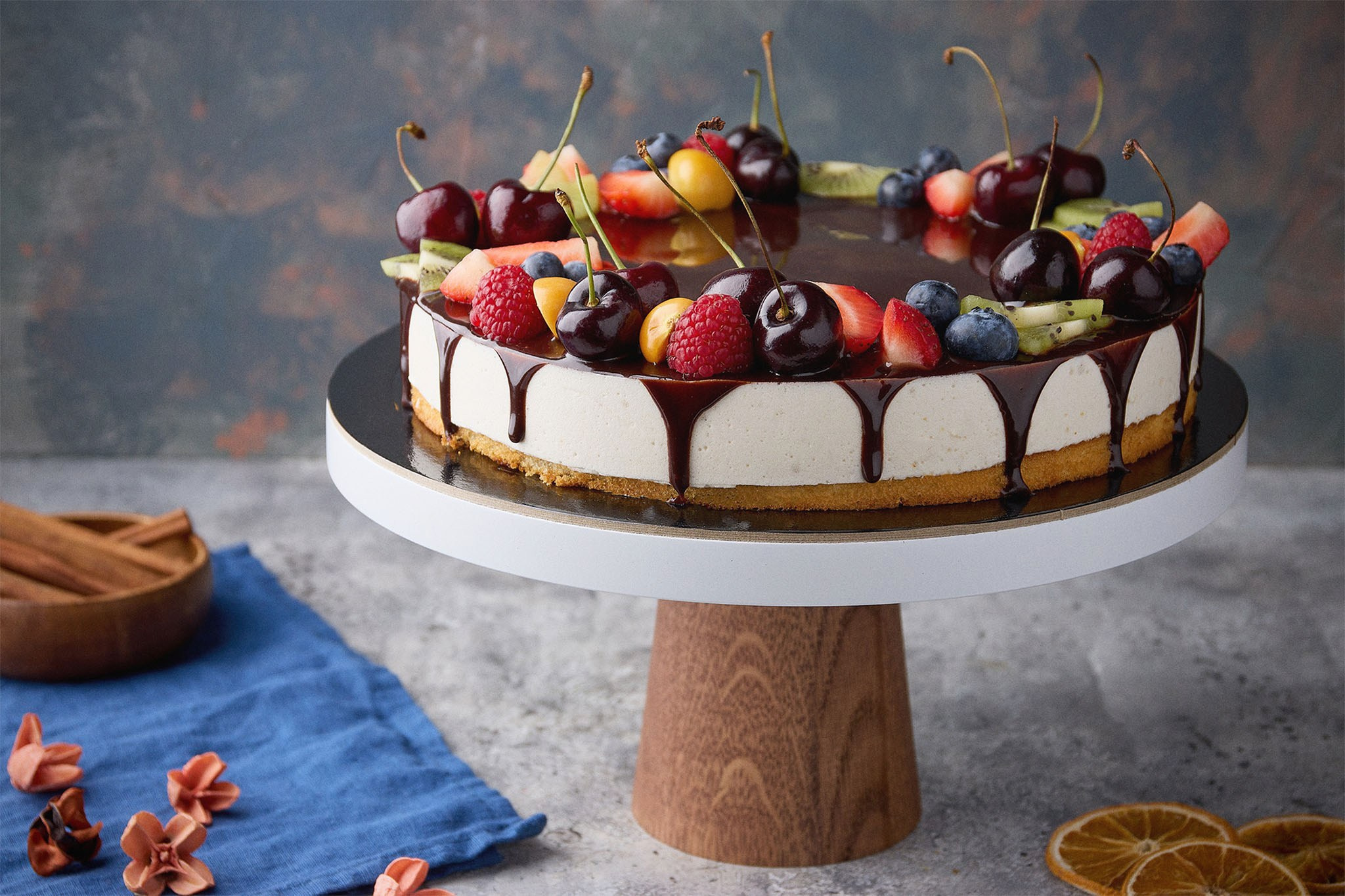 Тимур Поляков — фотограф и оператор-постановщик