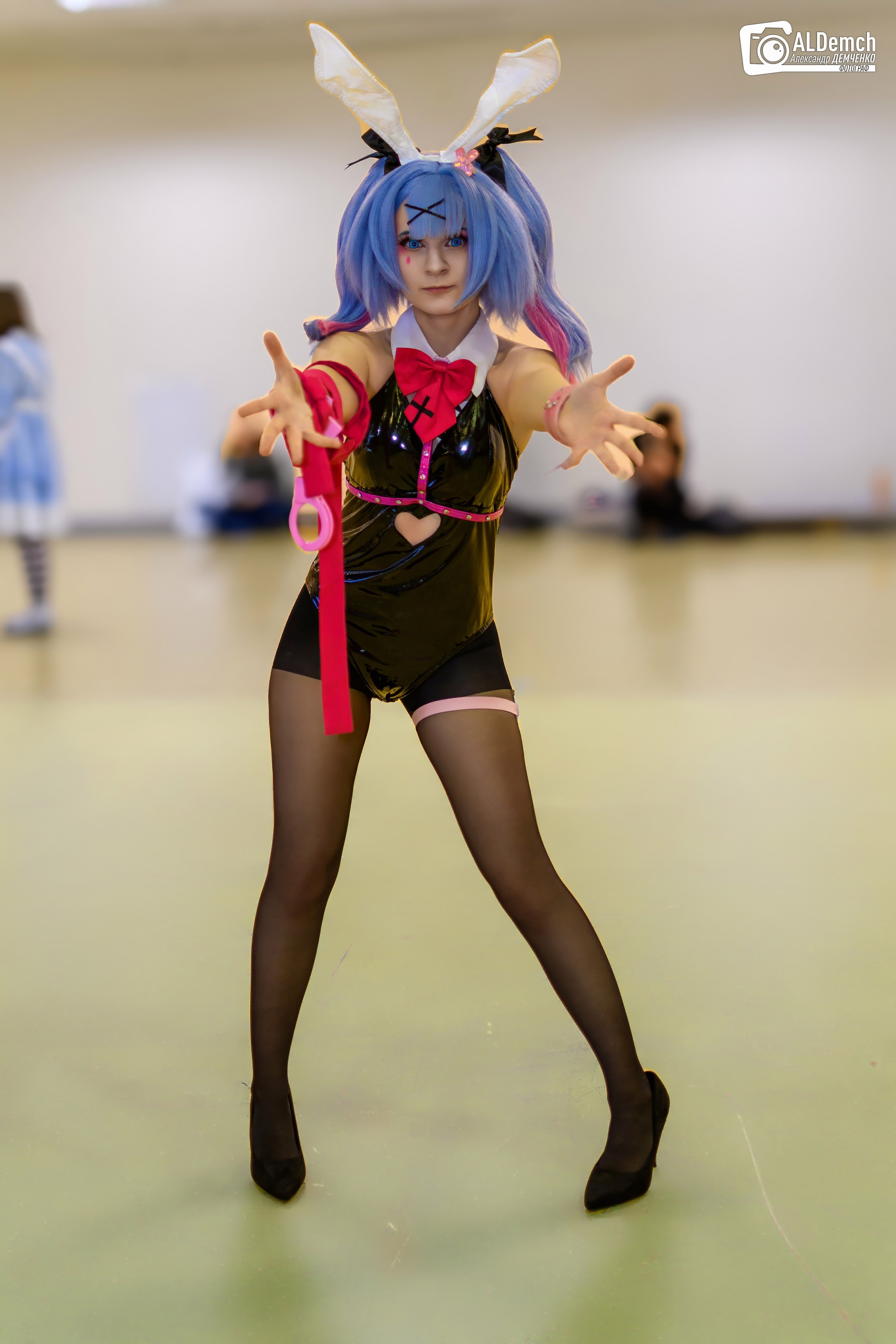 Аниме картинки персонажей и косплей фото в России Москве