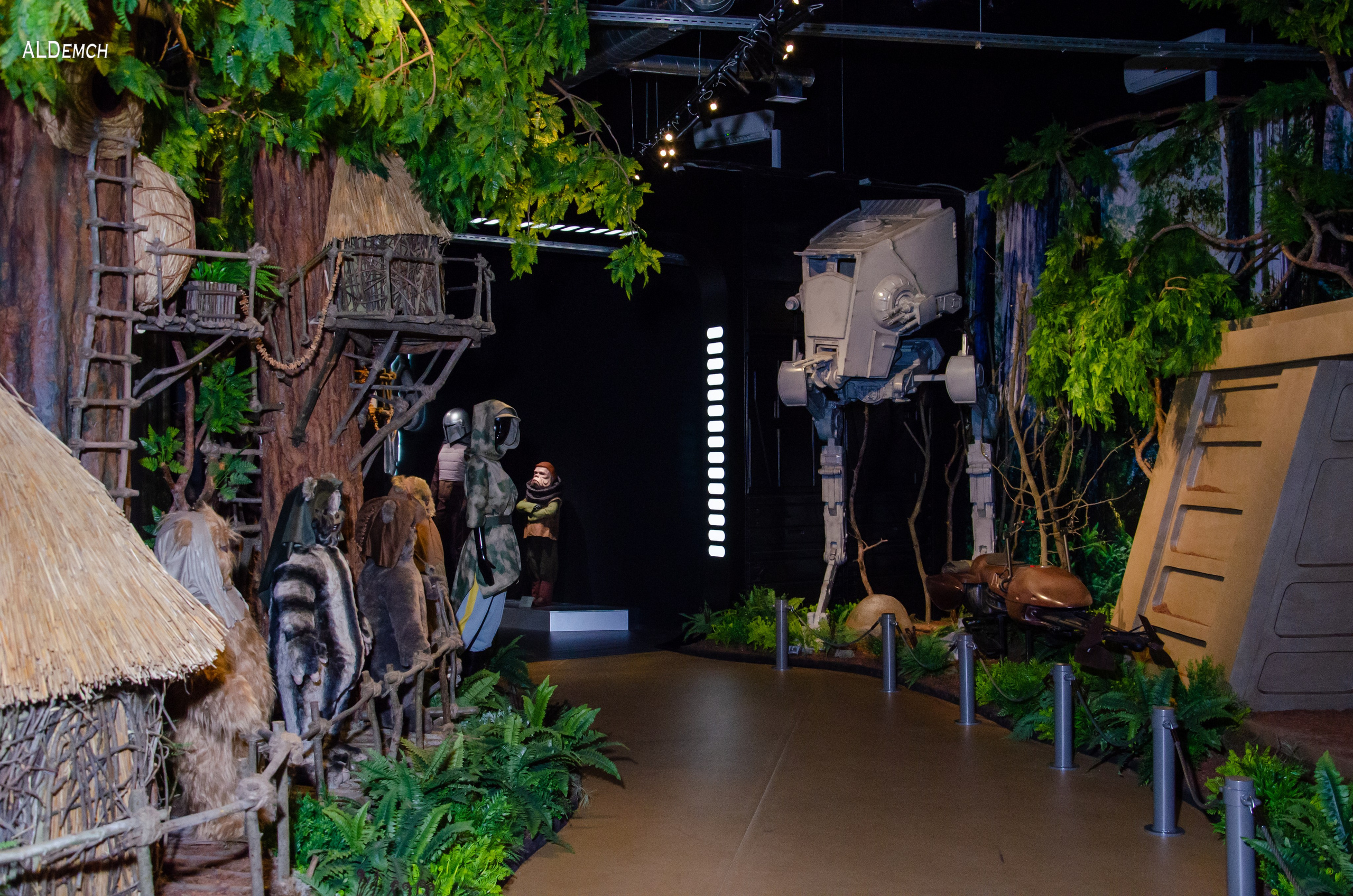 Фотосессия на ВДНХ косплей выставки по звёздным войнам