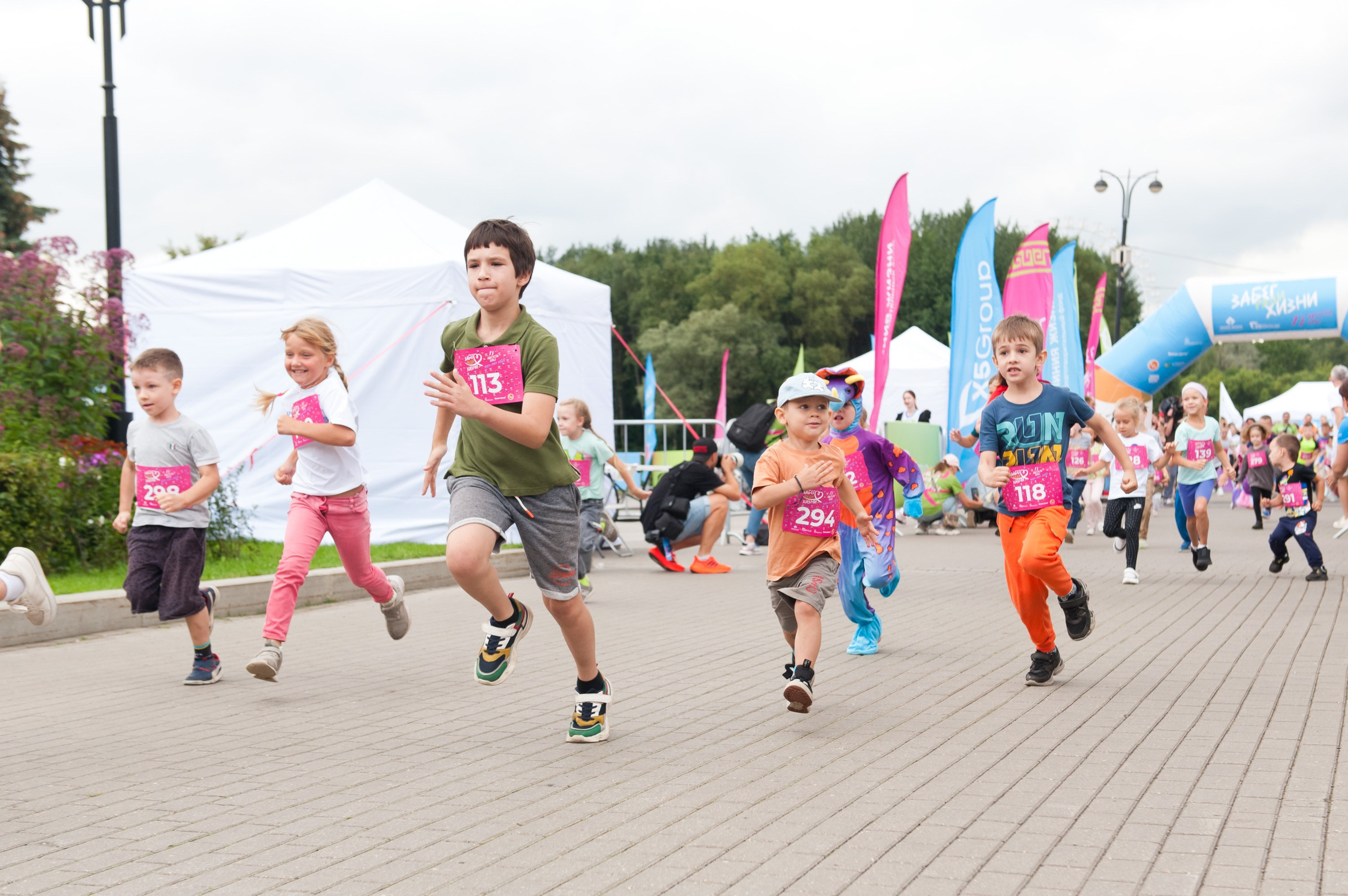 Корпоративное. Забег X5 Retail Group. Репортажный фотограф и видеограф Слава Думчев. Тимбилдинги, отчетники, корпоративы
