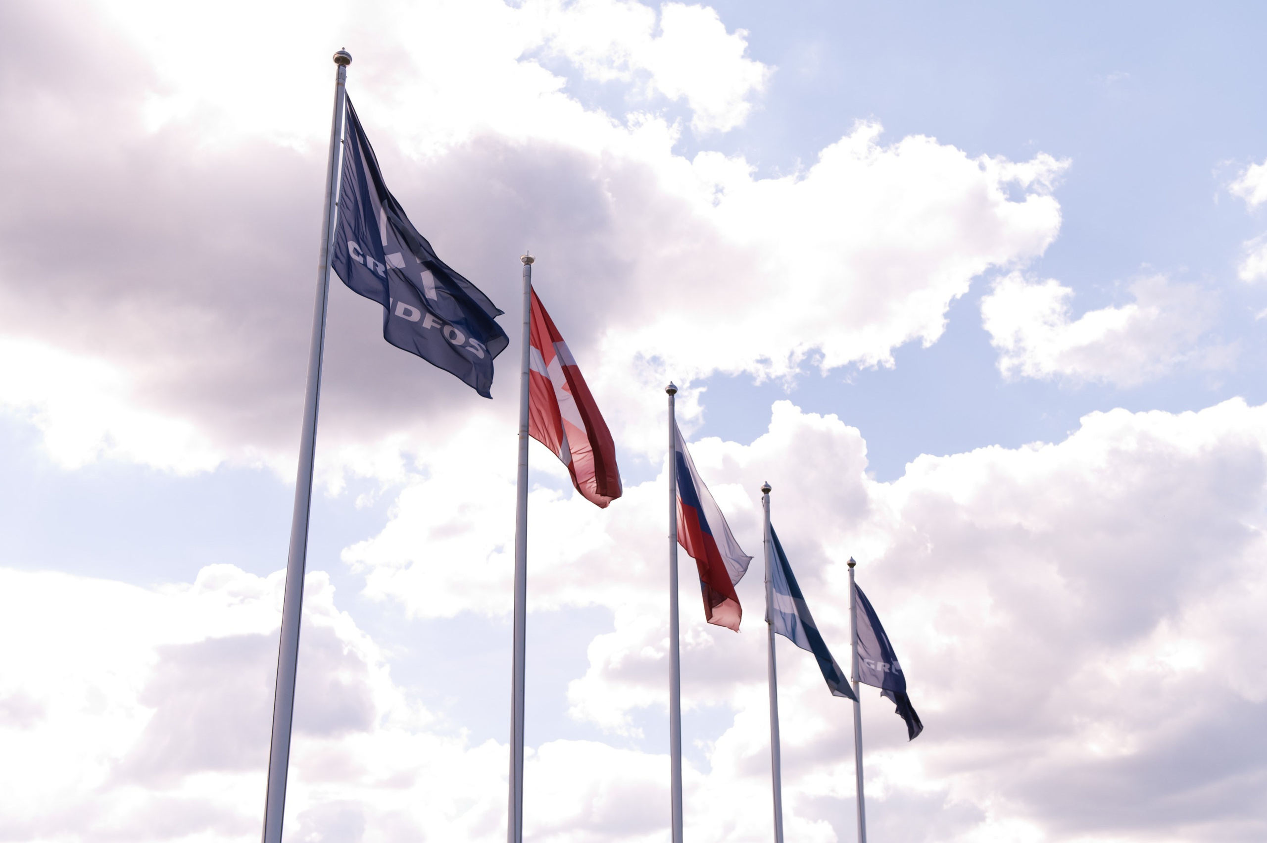 Производство Grundfos. Репортажный фотограф и видеограф Слава Думчев. Тимбилдинги, отчетники, корпоративы